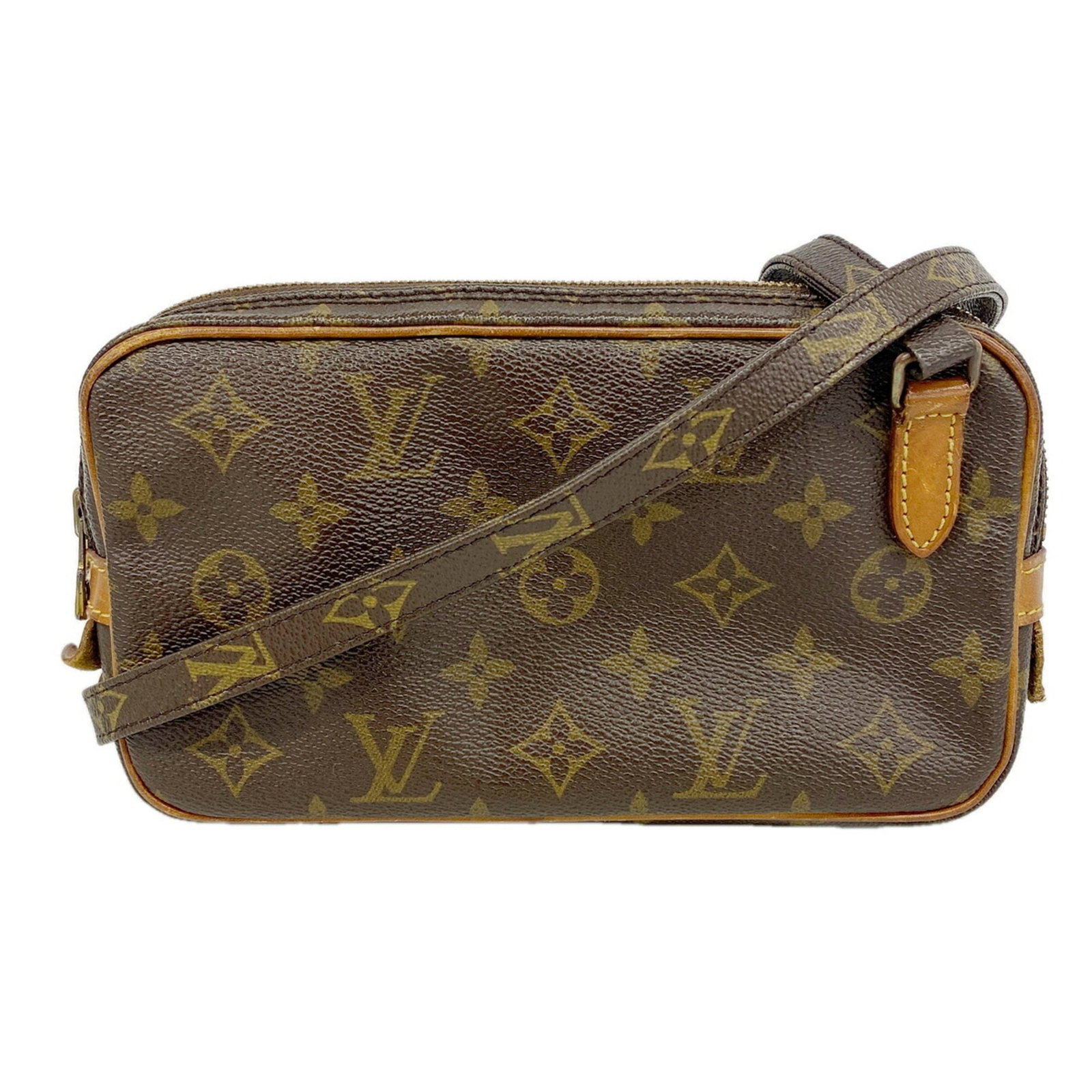Shoulder Bag by Louis Vuitton: Shoulder Bag by Louis Vuitton Brown Louis Vuitton shoulder bag with a size of 12cm x 22cm x 4cm, perfect for everyday use. Made with a classic design and signature monogram pattern, this bag features