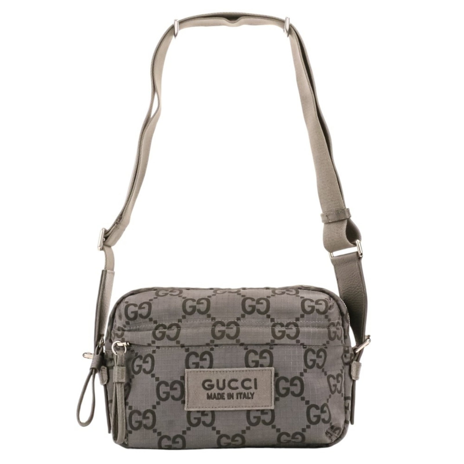 Polyester Gucci Shoulder Bag: Polyester Gucci Shoulder Bag This polyester Gucci shoulder bag features a sleek gray color and a compact size, measuring 16cm x 23cm x 6cm. The bag's material and design make it a practical and