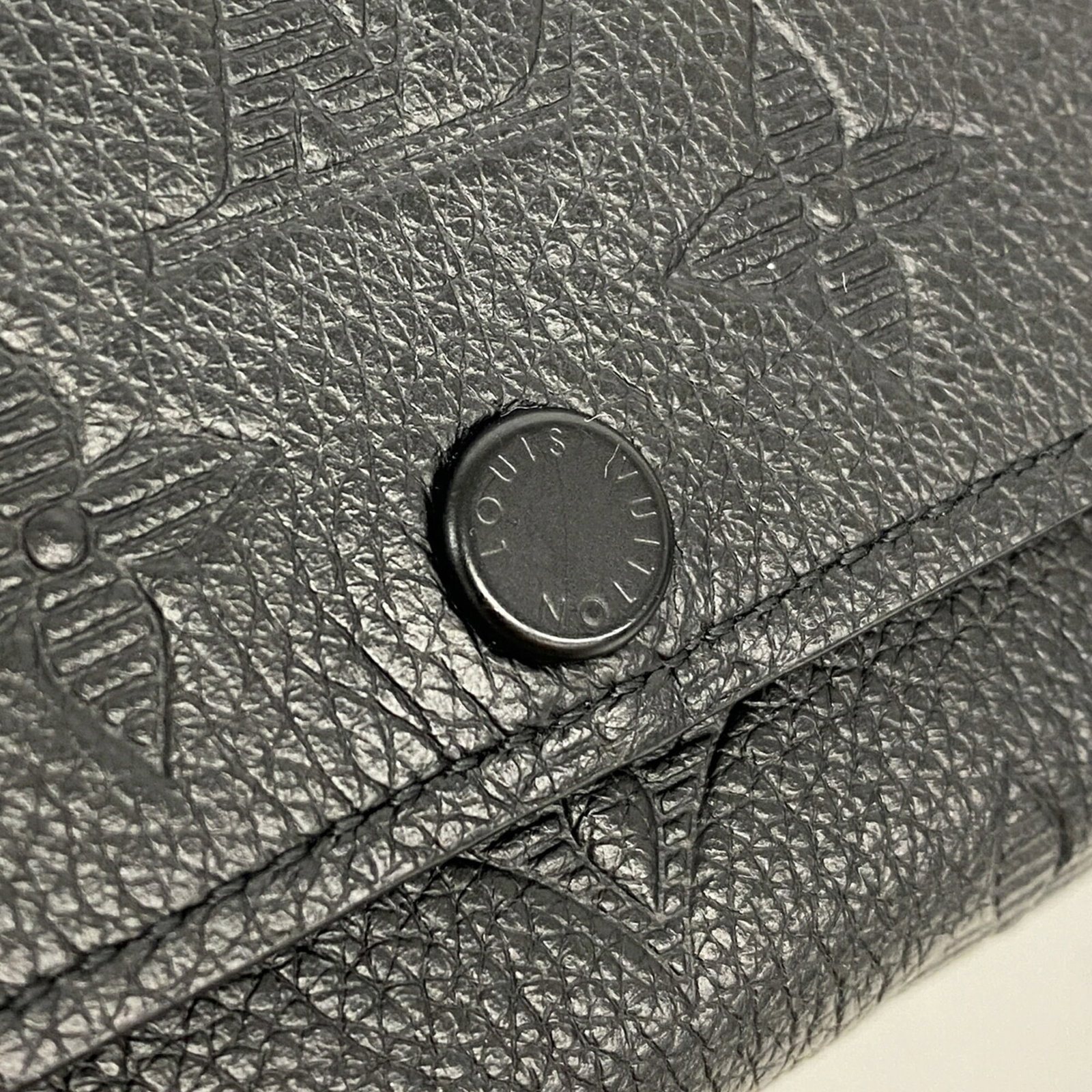 Louis Vuitton Keycase - 7