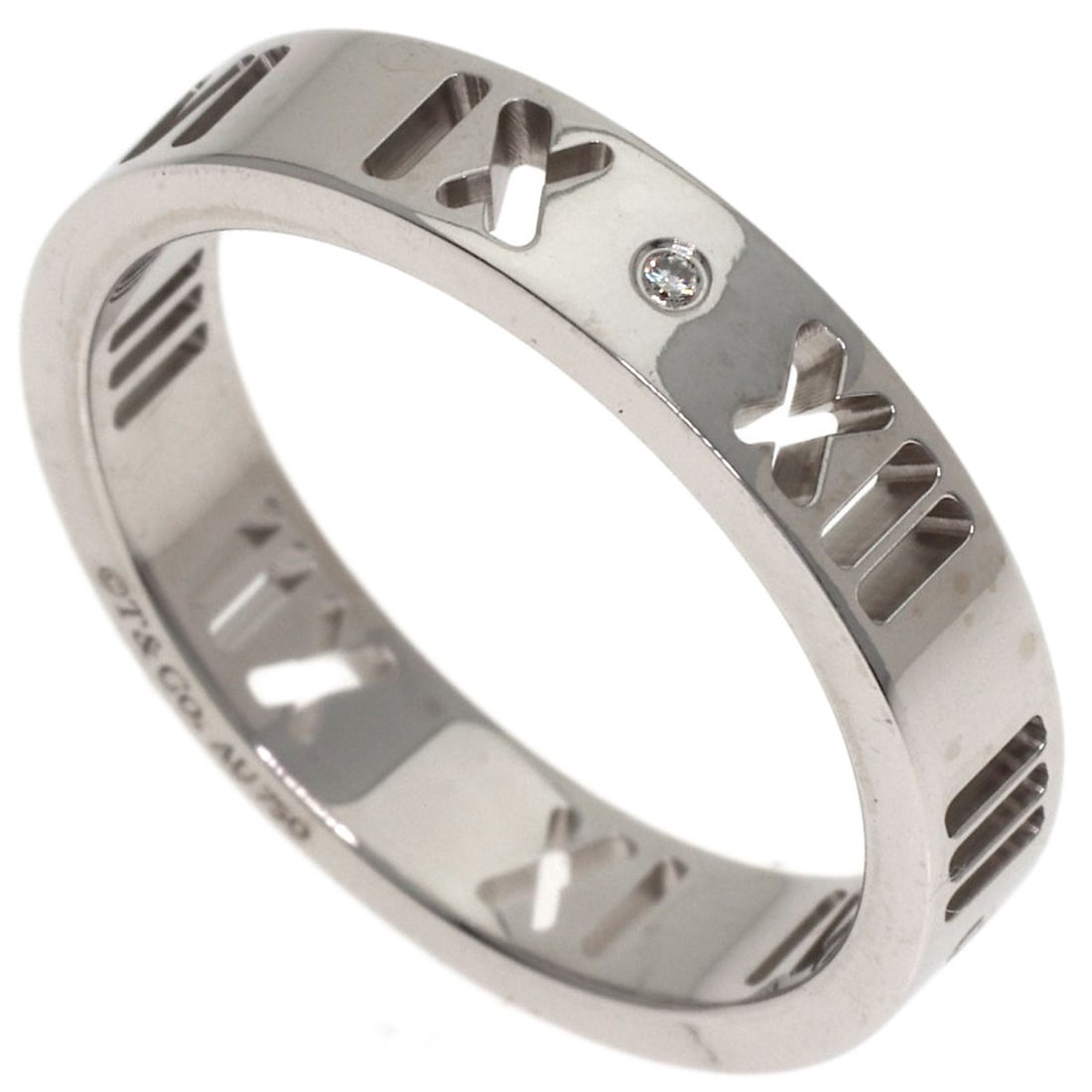 Diamond Ring Tiffany&Co. K18 White Gold Atlas: Diamond Ring Tiffany&Co. K18 White Gold Atlas K18 White Gold Atlas Diamond Ring from Tiffany&Co. boasts a striking silver metal exterior and a central diamond, set in a luxurious K18 white gold