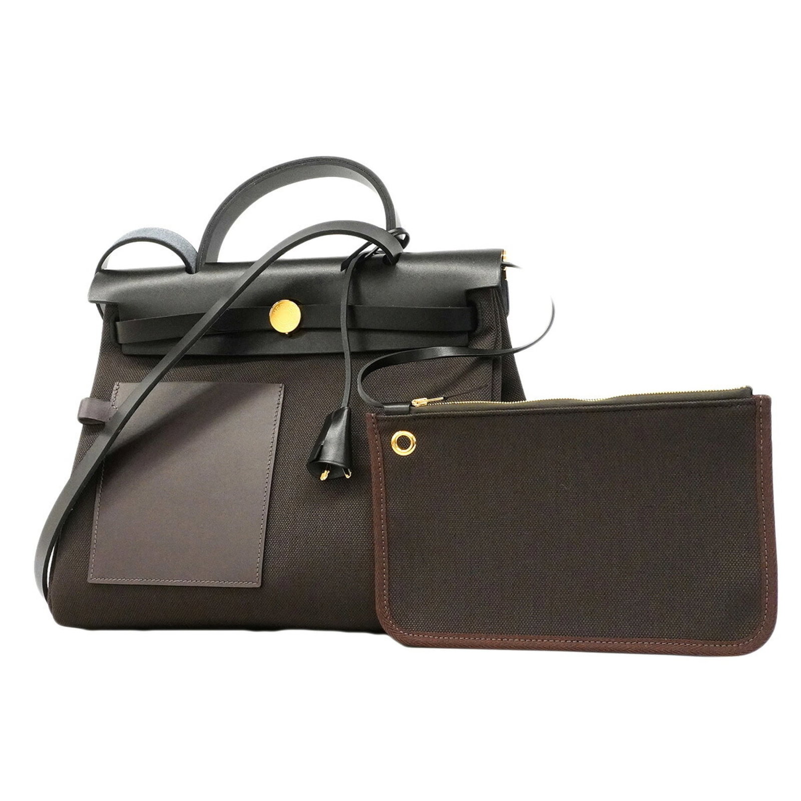 Handbag Hermes: Handbag Hermes Black or Brown leather handbag from Hermes, measuring 26cm x 30cm x 11cm, with gold hardware. This classic design features a timeless combination of style and sophistication. Item