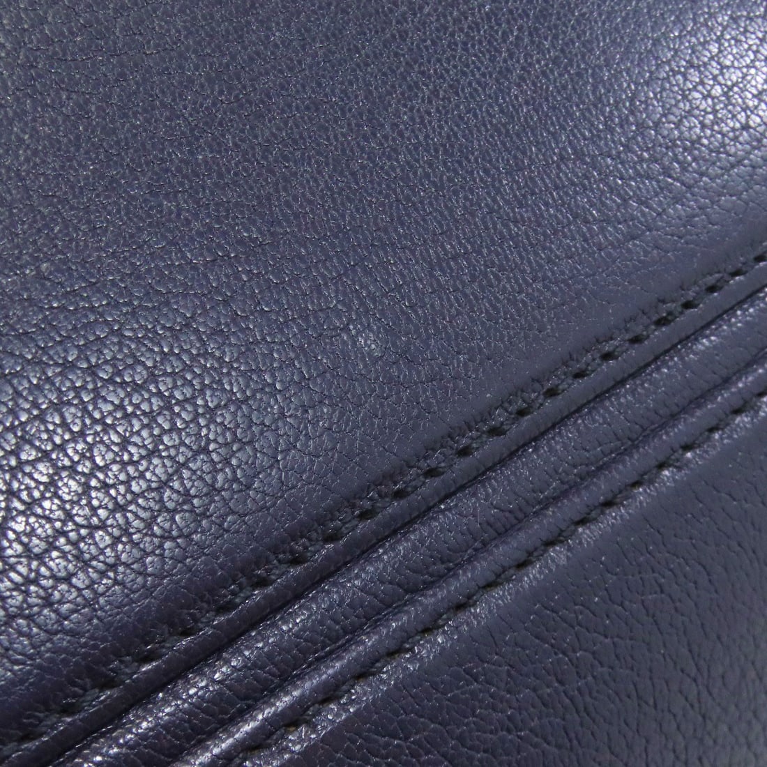 Logo Tote Bag Leather - 17