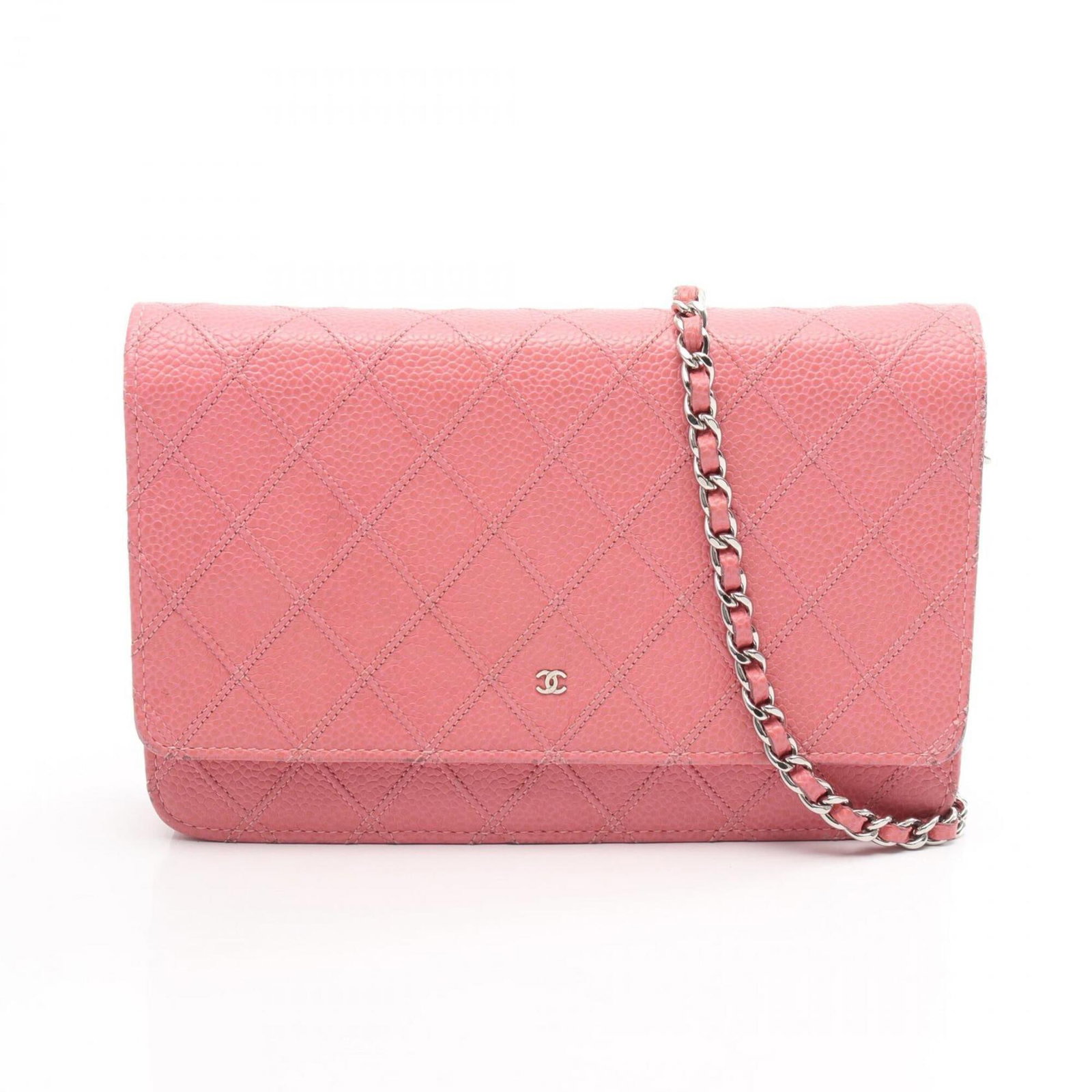 Calfskin Grained Shoulder Bag Handbag: Calfskin Grained Shoulder Bag Handbag Calfskin Grained Shoulder Bag Handbag is made from high-quality Grained Calfskin material, giving it a distinctive texture and appearance. This Pink shoulder bag
