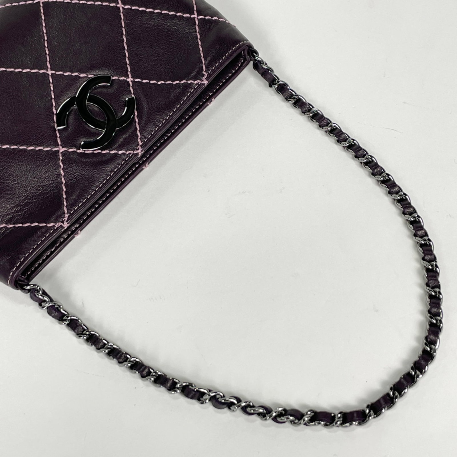 Leather Pouch by Chanel - 6