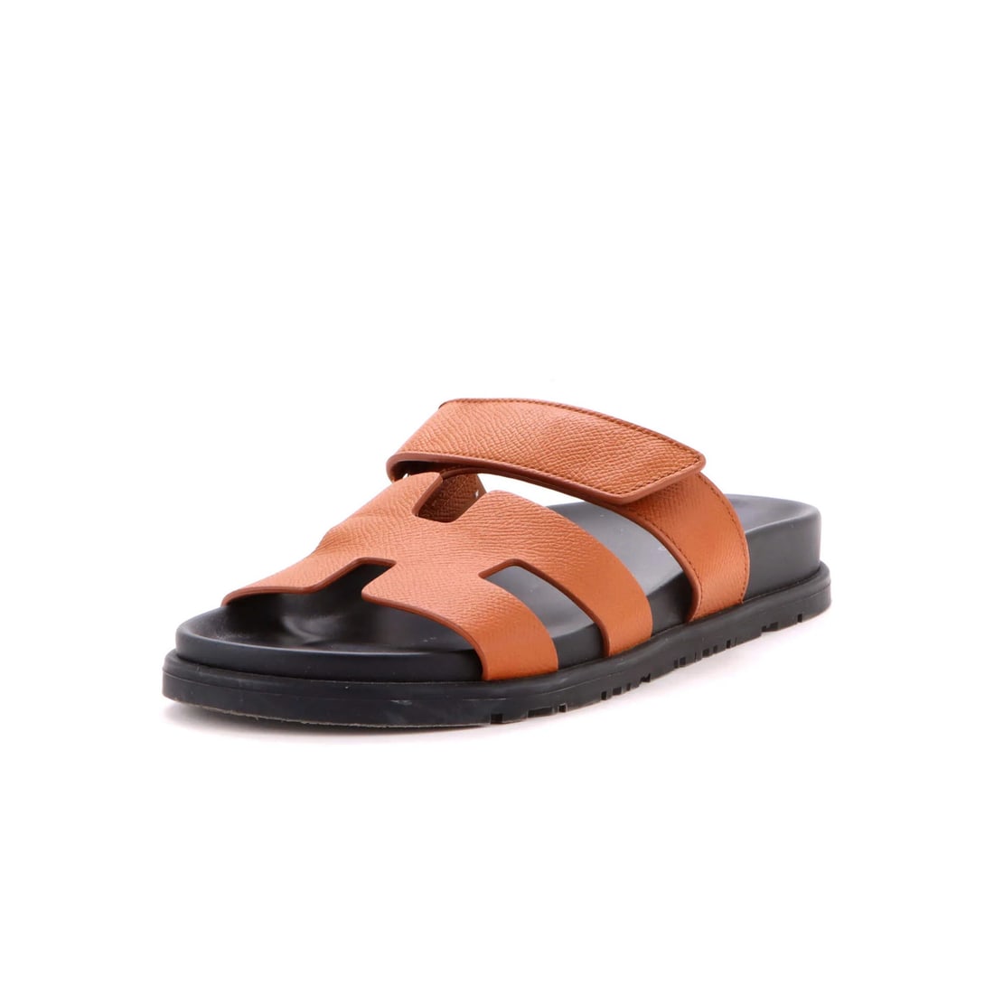 Hermes Women's Chypre Sandals Leather: Hermes Women's Chypre Sandals Leather Brown leather Hermes Women's Chypre Sandals with Palladium hardware, featuring a classic design and rich, earthy tone. The sandals showcase a mix of creases and