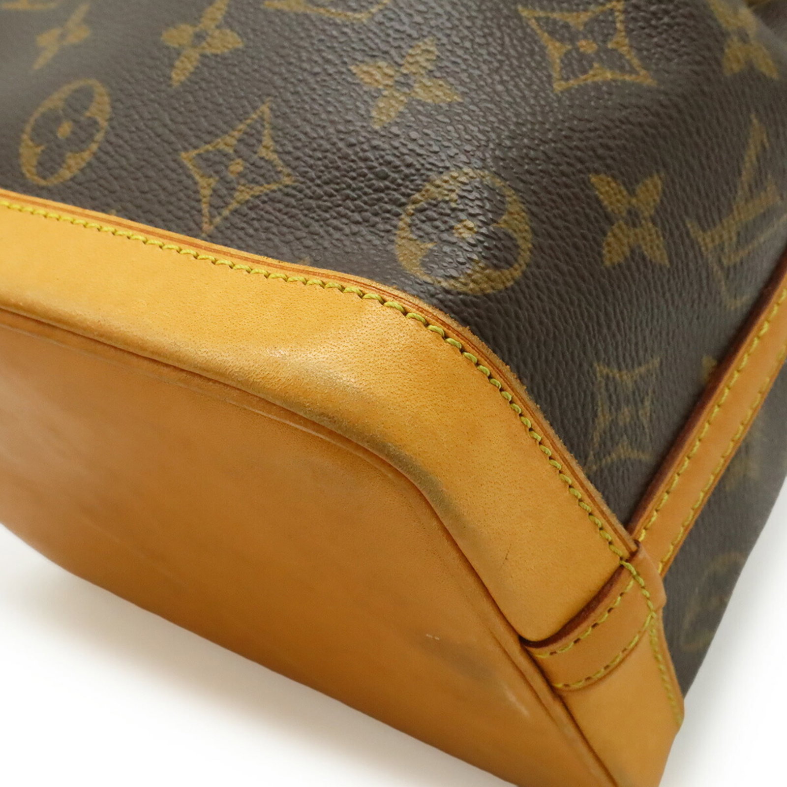 Louis Vuitton Monogram Handbag - 4