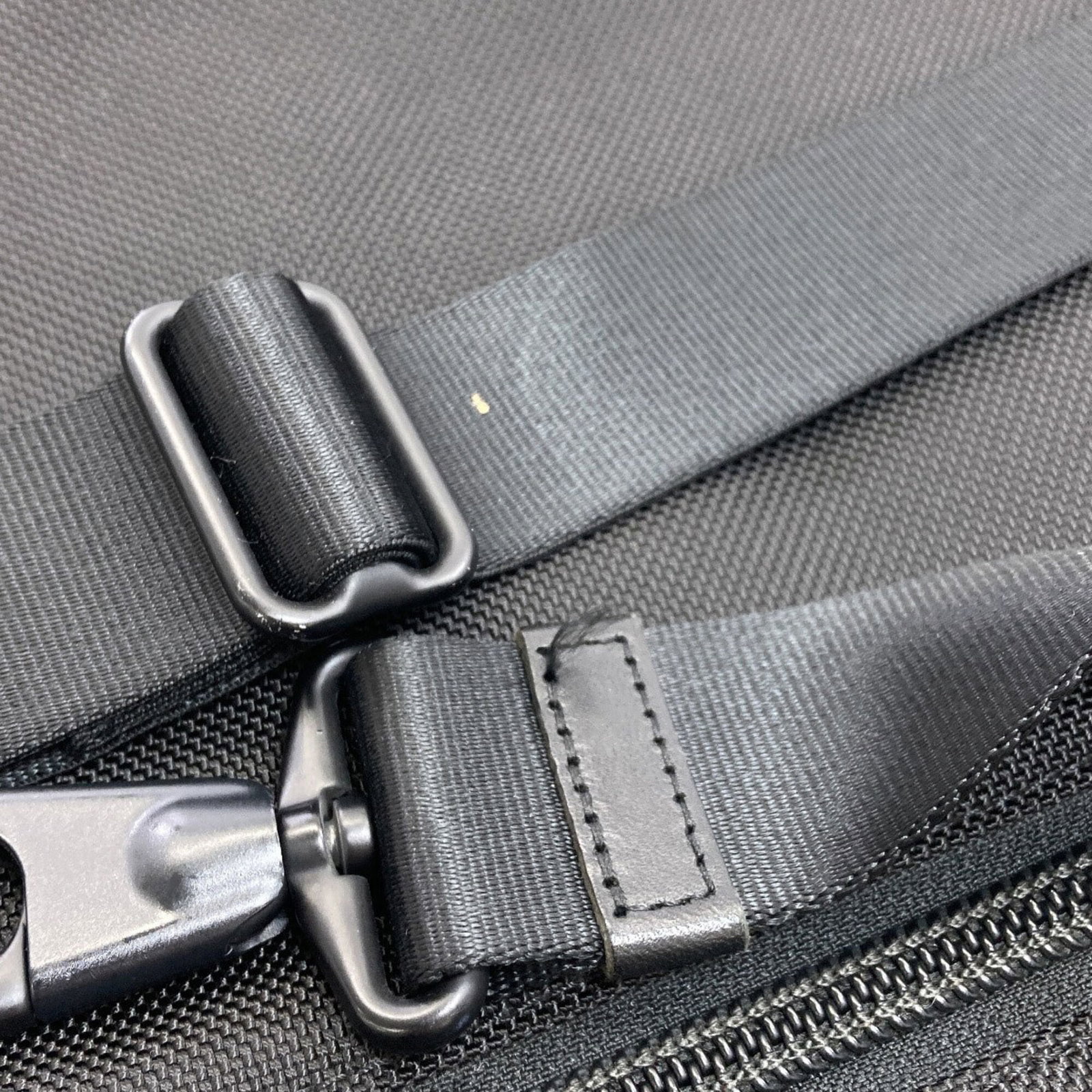 Nylon Briefcase Tumi - 18