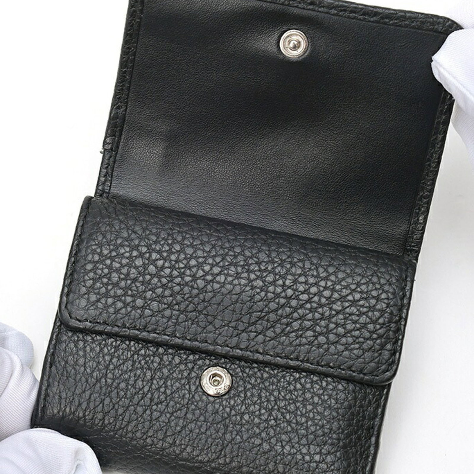Prada Wallet (Tri-Fold) Leather - 4