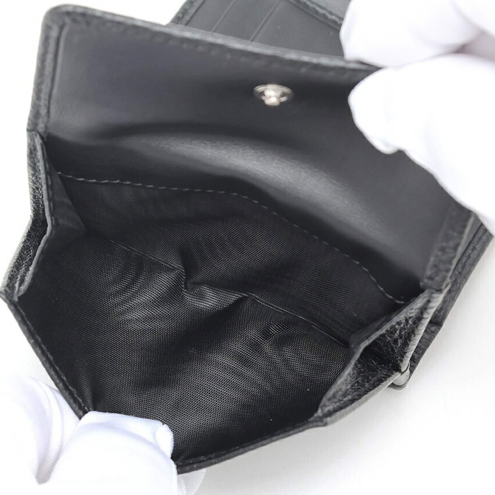 Prada Wallet (Tri-Fold) Leather - 6