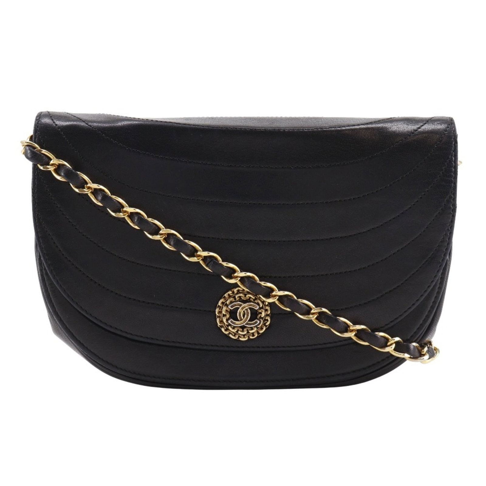 Shoulder Bag Leather Chanel: Shoulder Bag Leather Chanel Black lambskin shoulder bag with a sleek design, featuring a snap fastener closure and a zipper pocket for added convenience. Measuring 14cm x 20.5cm x 4.5cm, this stylish