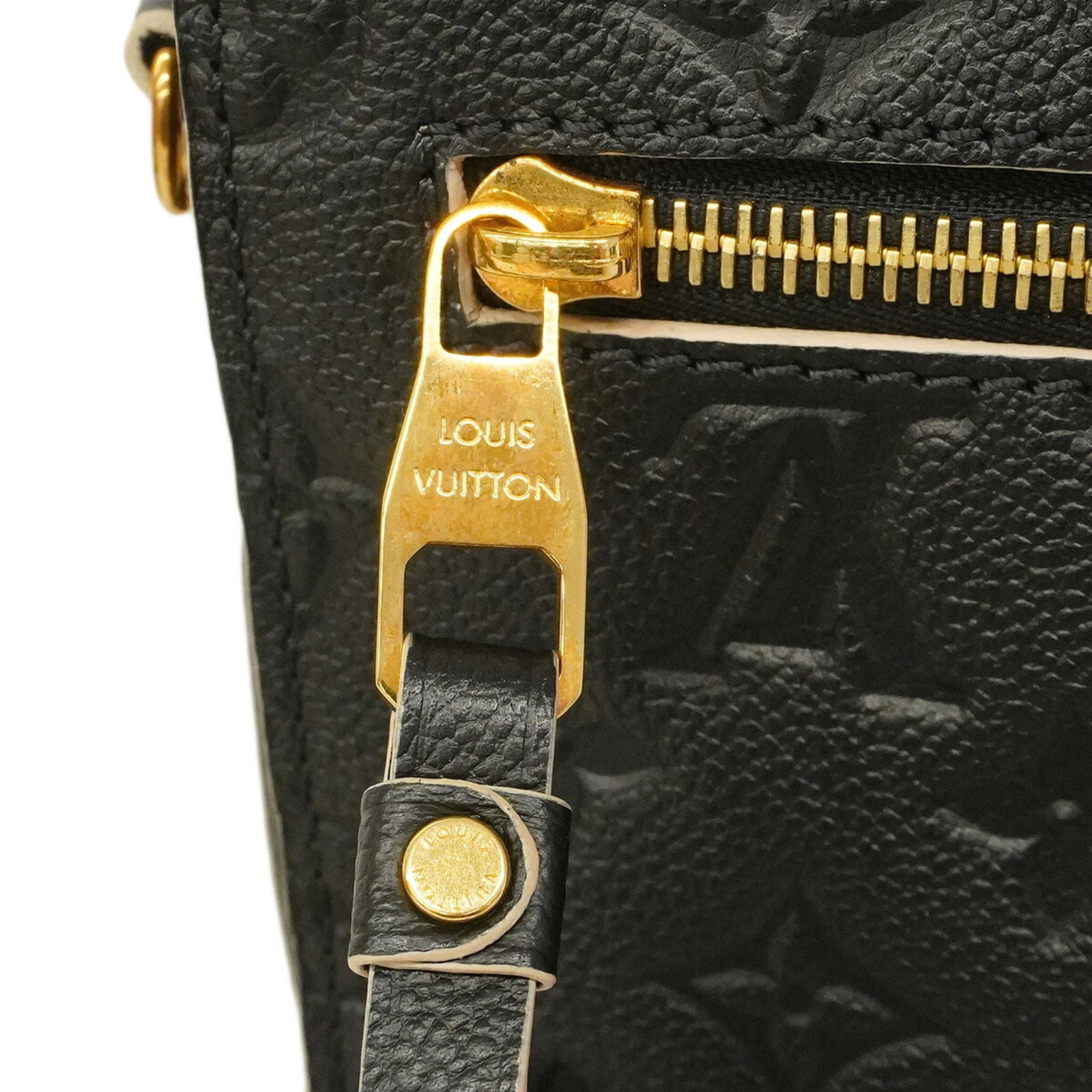 Handbag Louis Vuitton - 11