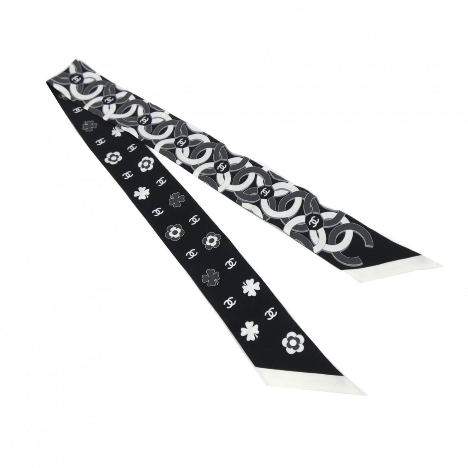 Silk Headband Chanel: Silk Headband Chanel Silk Headband from Chanel, available in black, blue, or ivory, features a luxurious 1.2m length and 6cm width, crafted from high-quality silk material. The headband boasts a
