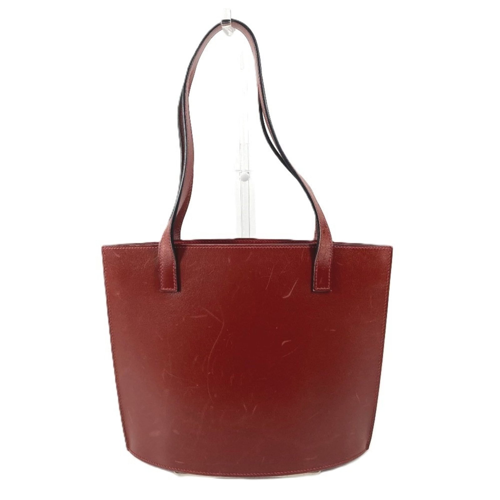 Hermes Leather Handbag Box Calf Shoulder Bag Tote: Hermes Leather Handbag Box Calf Shoulder Bag Tote Box calf leather construction, a hallmark of French craftsmanship, makes this Hermes leather handbag a testament to exceptional design. The classic