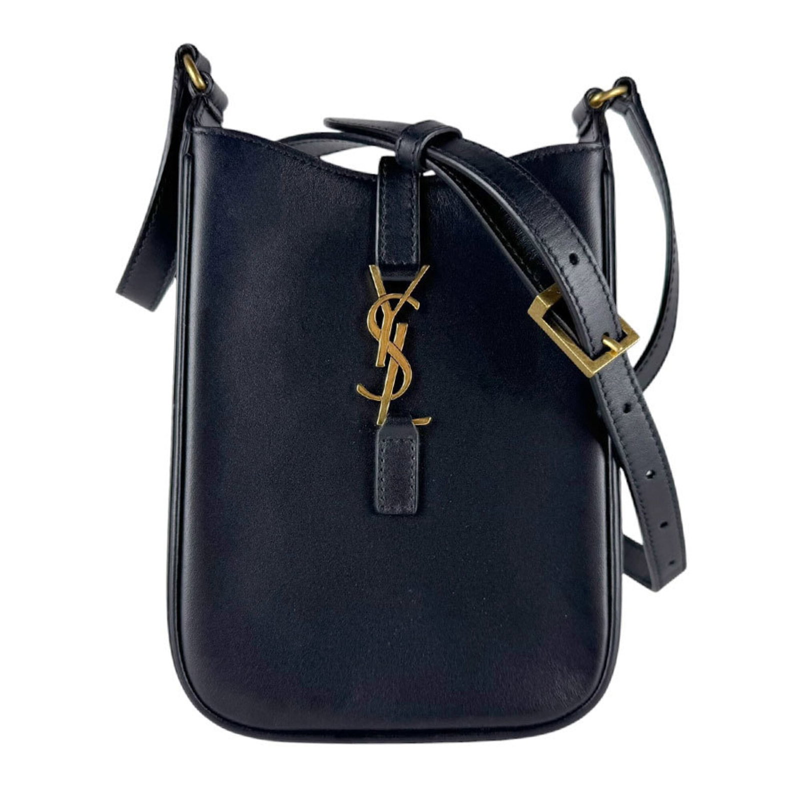 Laurent Saint Bag Leather Shoulder: Laurent Saint Bag Leather Shoulder Black leather shoulder bag from Saint Laurent, featuring a sleek design with a 7.08'' x 5.11'' x 1.57'' size. The bag's classic style and premium leather material