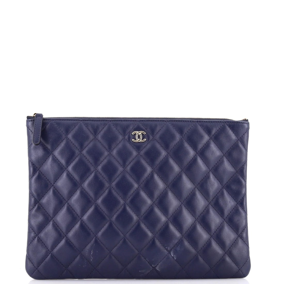 Lambskin Quilted Medium Chanel Case Clutch: Lambskin Quilted Medium Chanel Case Clutch This medium-sized, quilted lambskin Chanel case clutch boasts a striking blue exterior with gold tone hardware, adding a touch of sophistication to any eveni