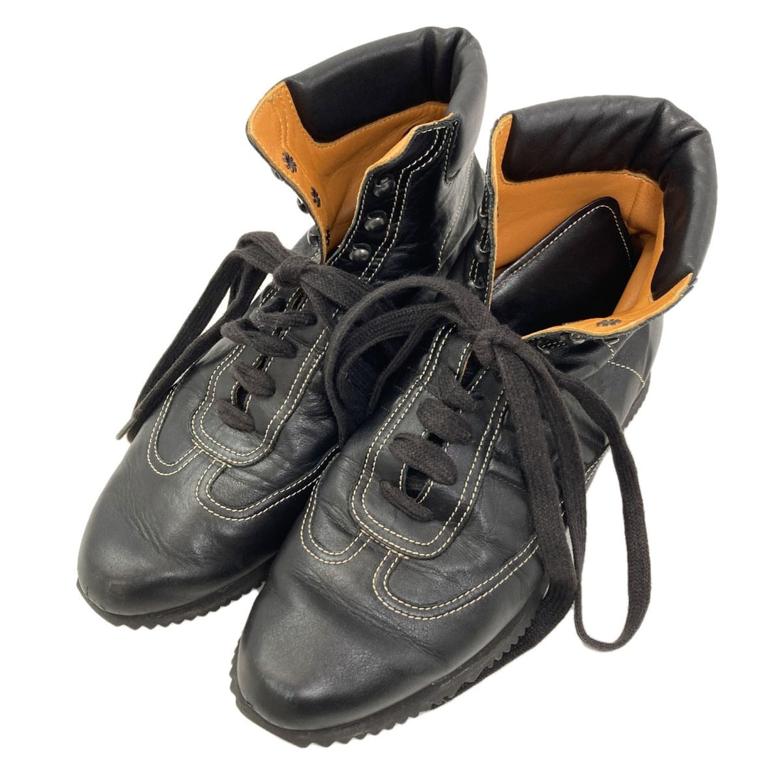 Quick Hermes Shoes Boots Calf: Quick Hermes Shoes Boots Calf Quick Hermes Shoes Boots Calf is made from Calf upper material and features a black exterior color. This style is available in size 36 1/2 and is characterized by its bla