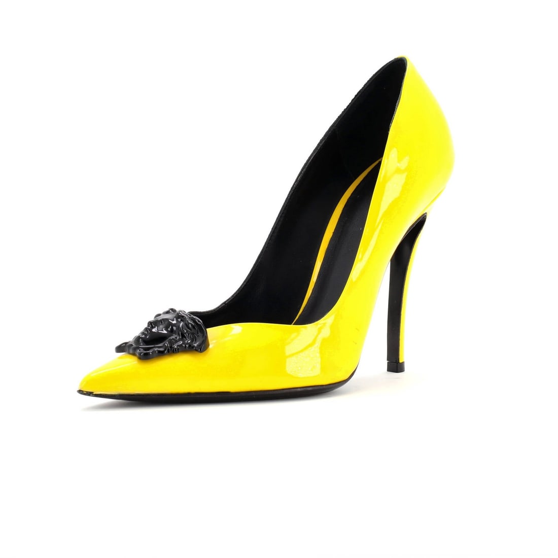 Women's La Medusa Pumps Patent: Women's La Medusa Pumps Patent Patent leather and suede upper, featuring a multicolor design, make these Versace La Medusa pumps a statement piece. The shoes boast a classic pump style with a black,