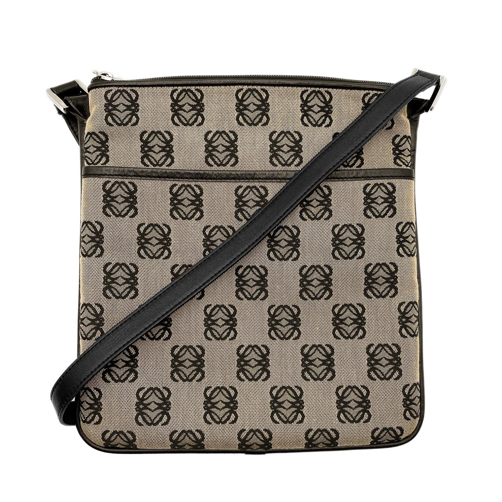 Shoulder Bag Canvas Loewe: Shoulder Bag Canvas Loewe Canvas Loewe shoulder bag, 28cm x 26cm x 1.5cm, black and brown color options, made from canvas material. This bag features a classic design with clean lines and a compact si