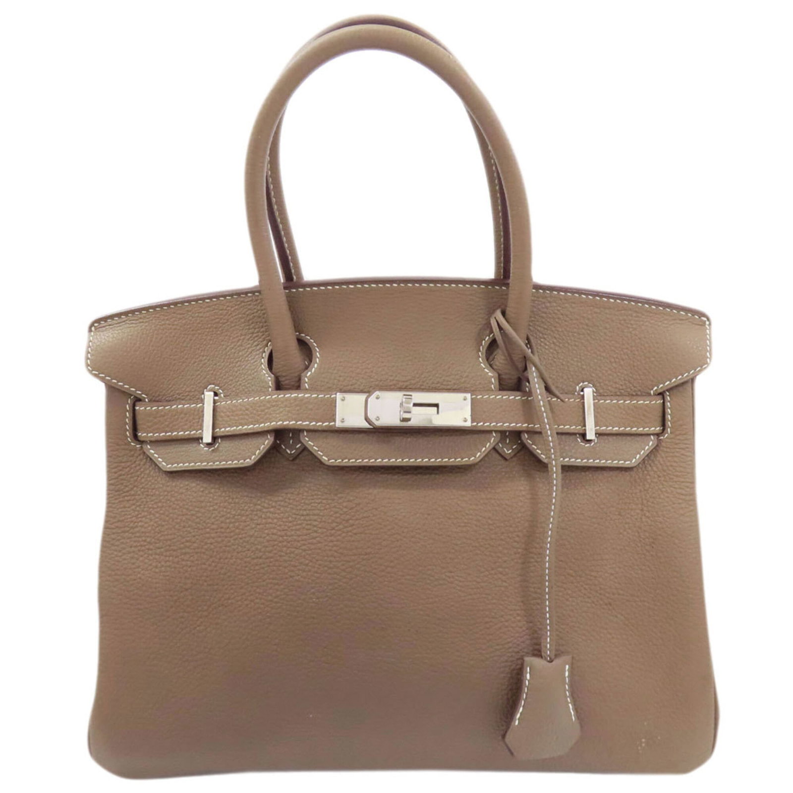 Clemence Leather Handbag Taurillon Hermes: Clemence Leather Handbag Taurillon Hermes Taurillon clemence leather handbag from Hermes, featuring a unique and elegant design. The Etoupe gray color adds a touch of sophistication to this stylish