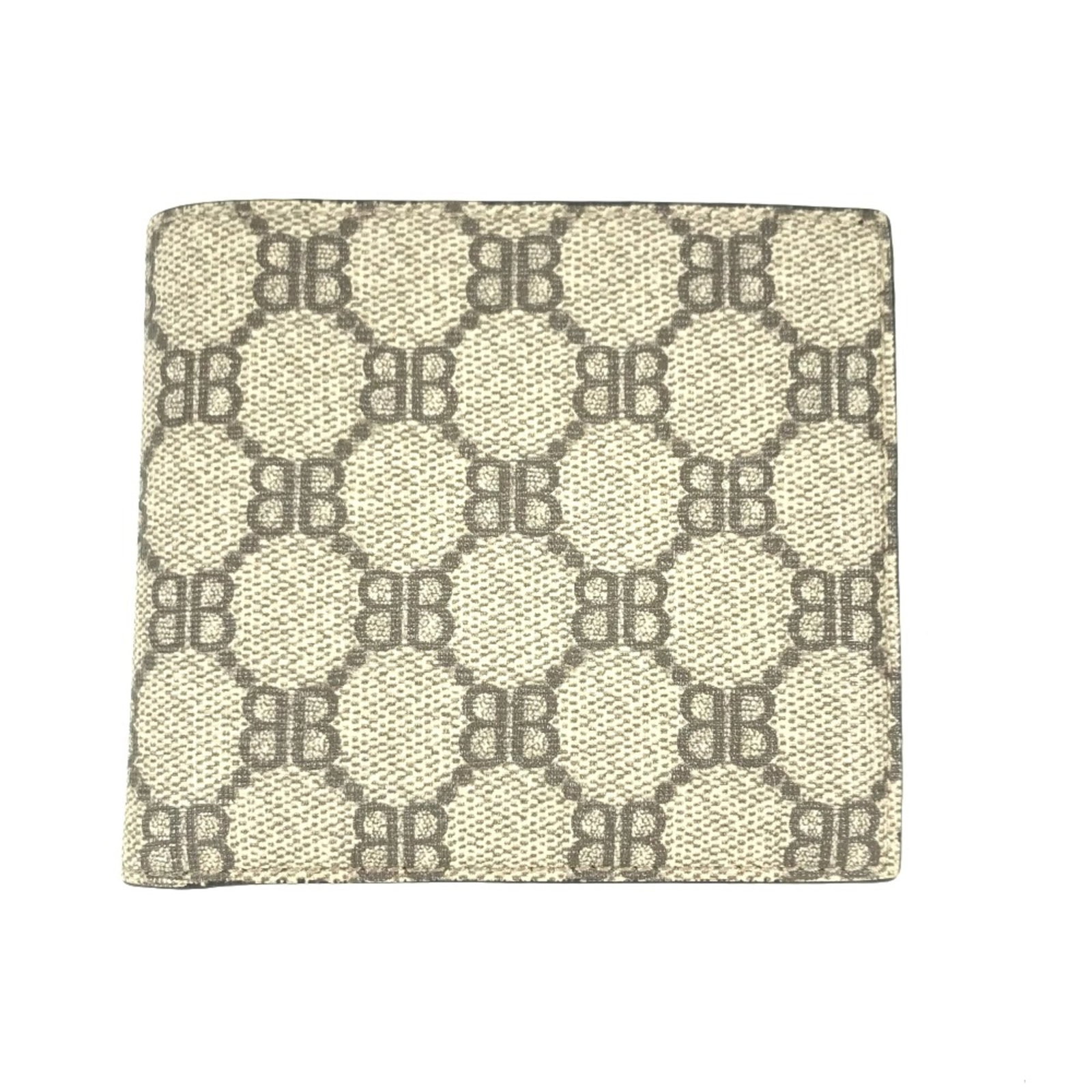 Wallet Bi Fold Gucci Other: Wallet Bi Fold Gucci Other Gucci's 680403 bi-fold wallet boasts a sleek, beige design with a classic bi-fold layout, measuring 11cm x 9.5cm and 4.3cm x 3.7cm. This stylish wallet is crafted from a