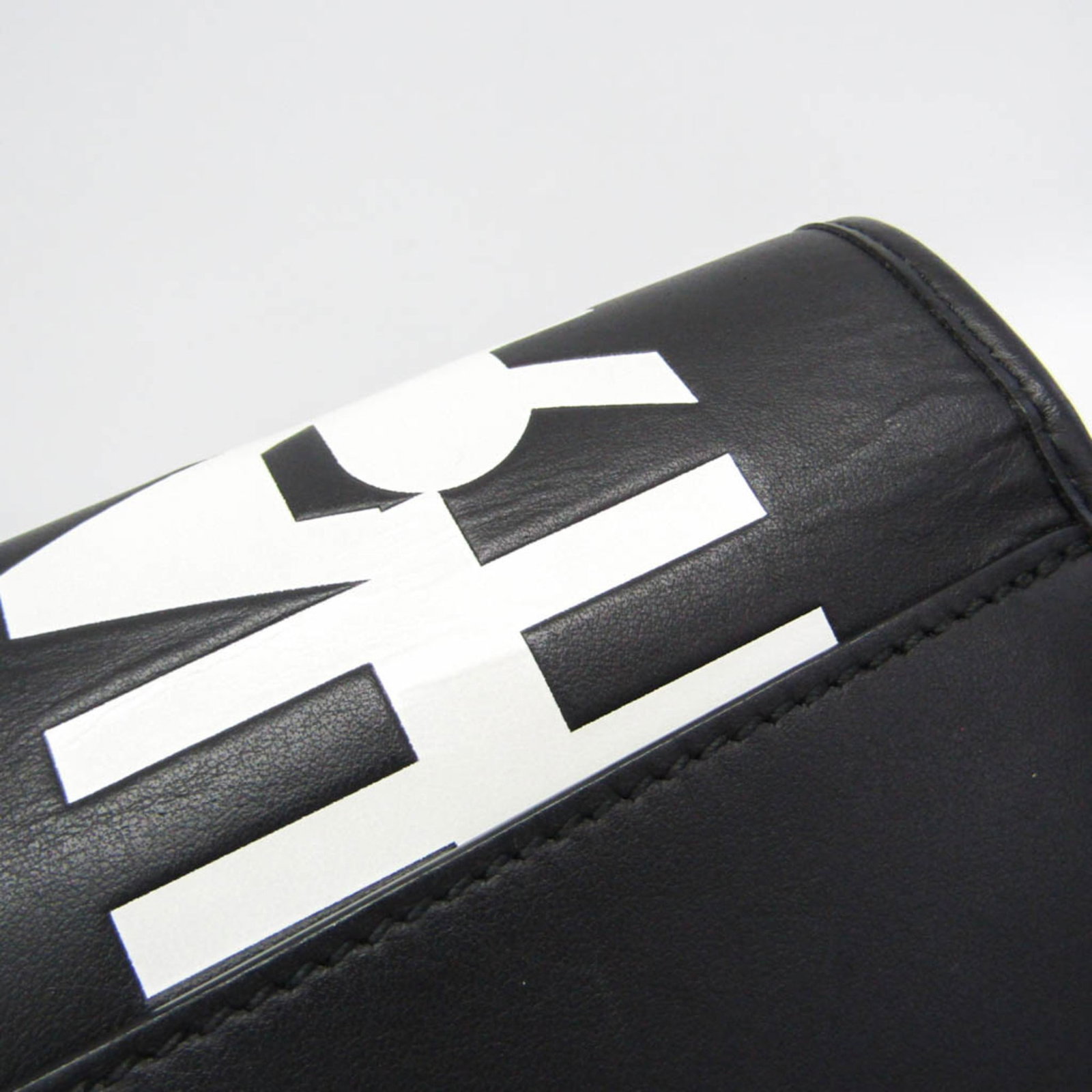 Burberry Bag Leather - 8