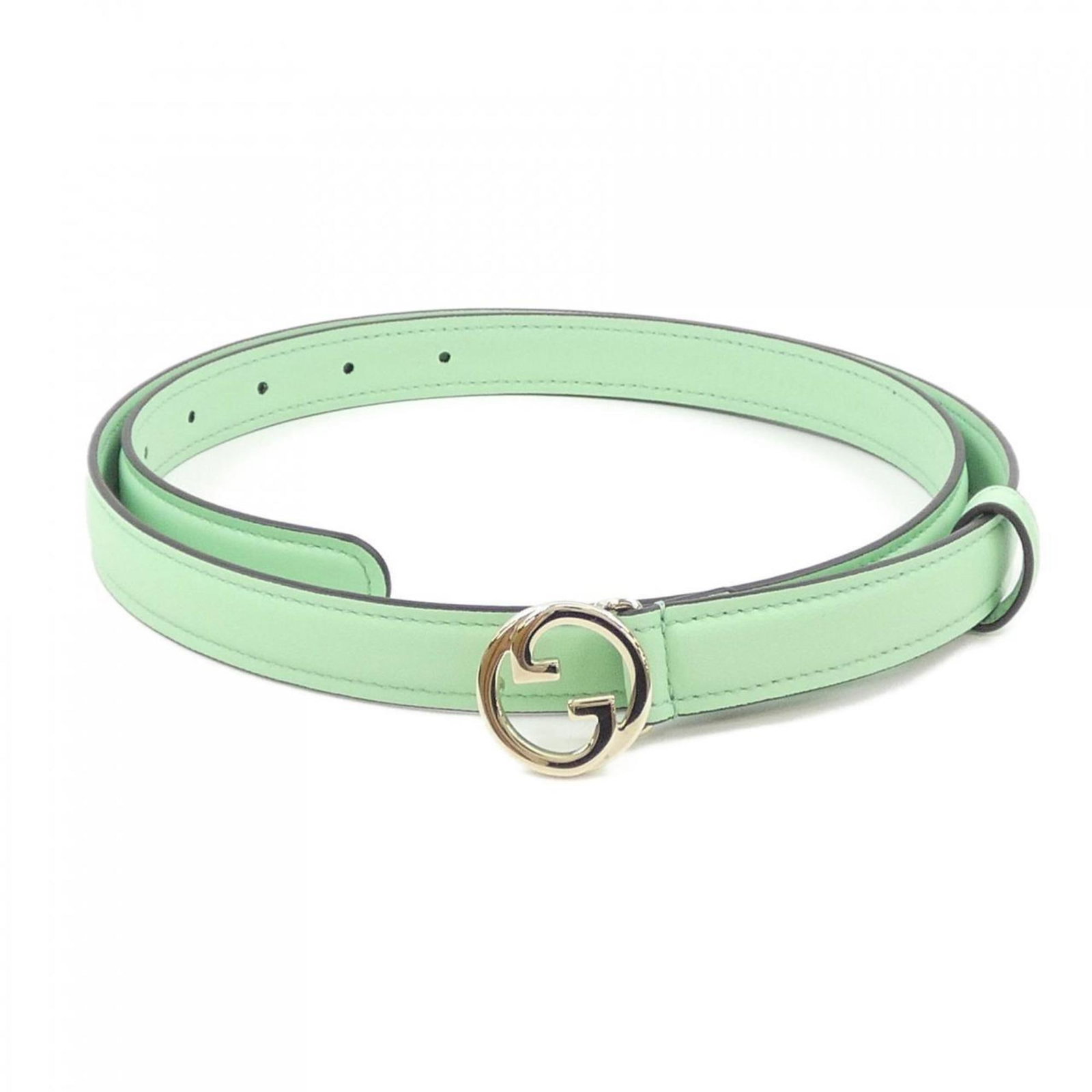 Standard Belt Gucci: Standard Belt Gucci Standard Belt Gucci is a green women's belt with a length of 89cm-99cm, offering a versatile accessory for everyday wear. Its classic design and durable construction make it a