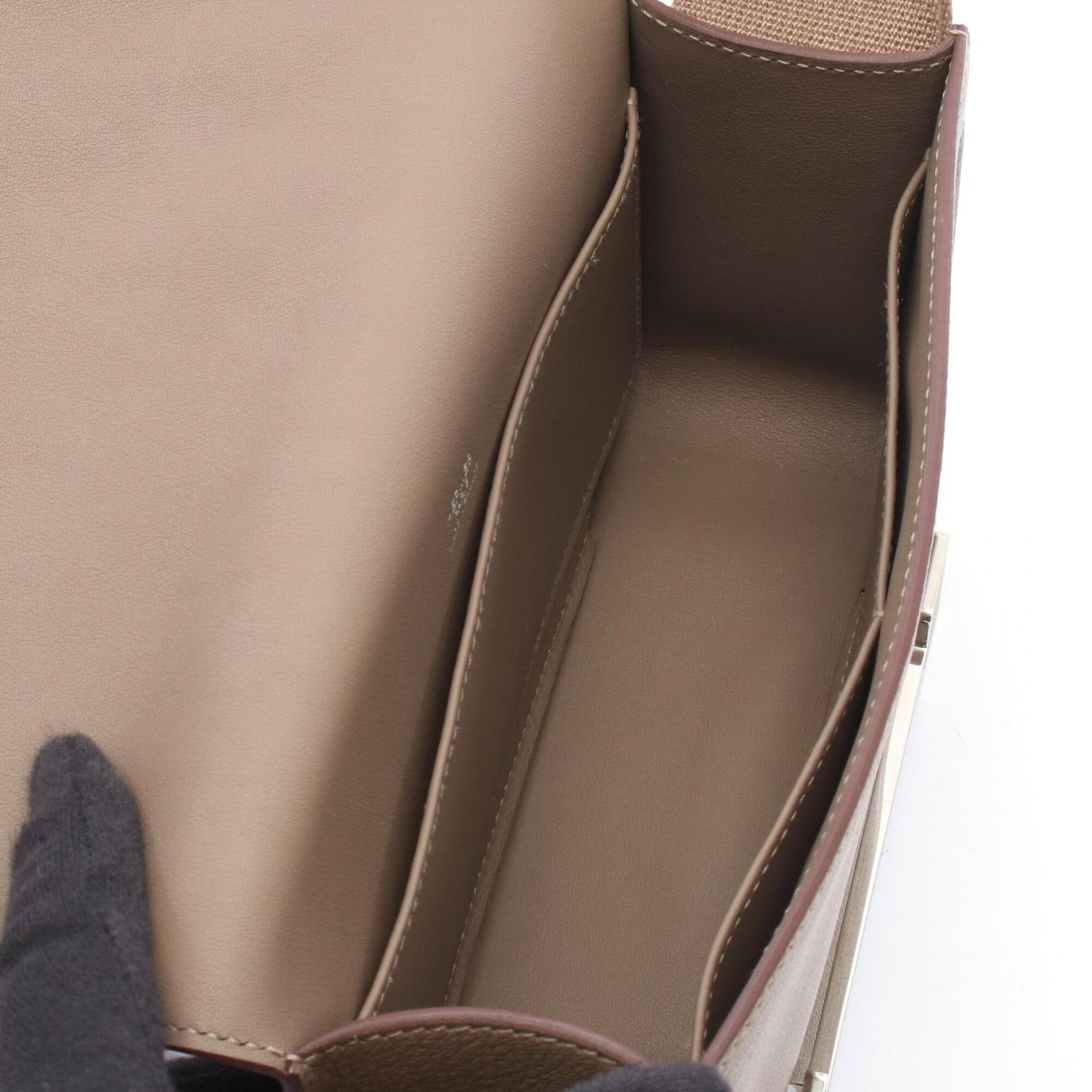 Chevre Leather Hermes Bag - 3