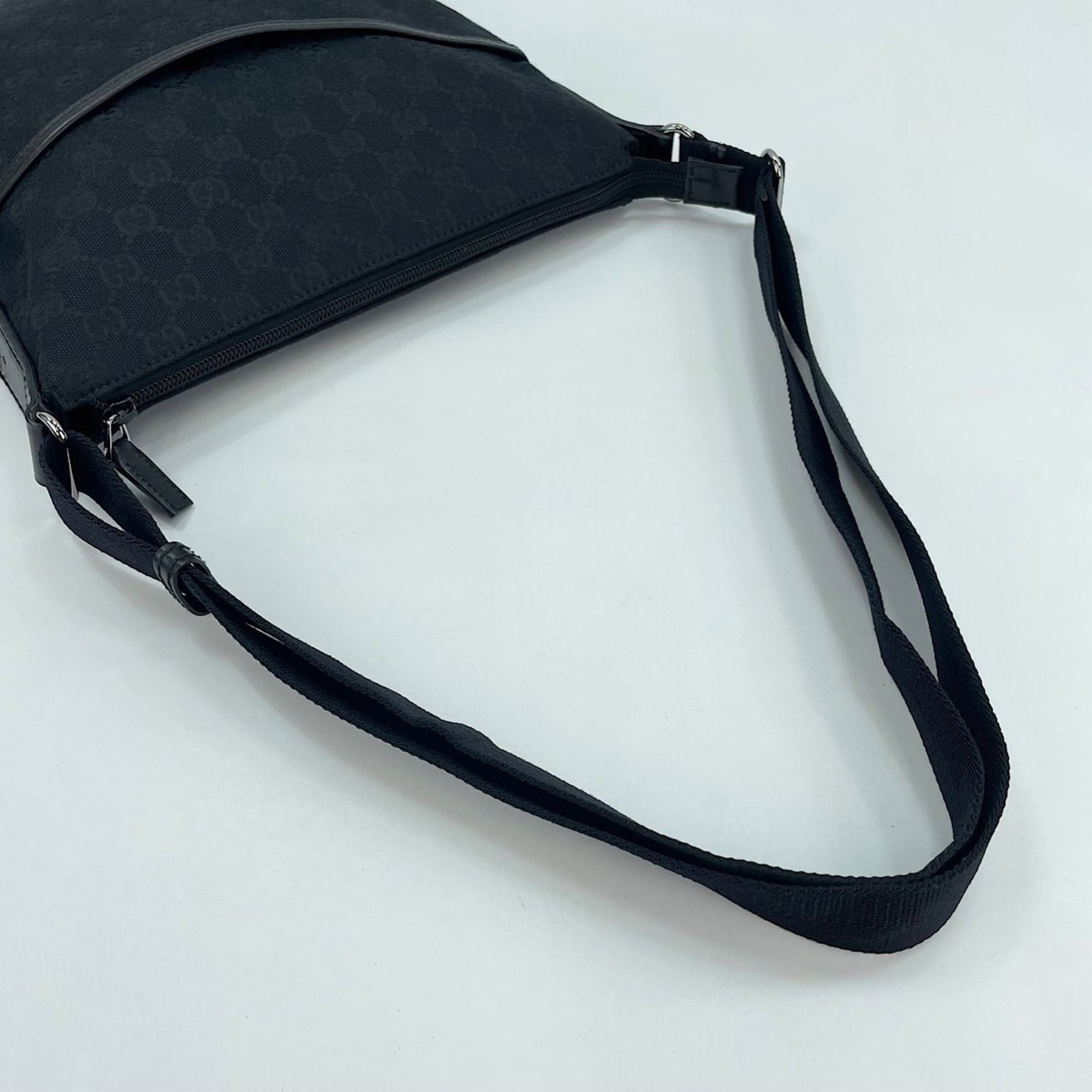 Shoulder Bag - 10