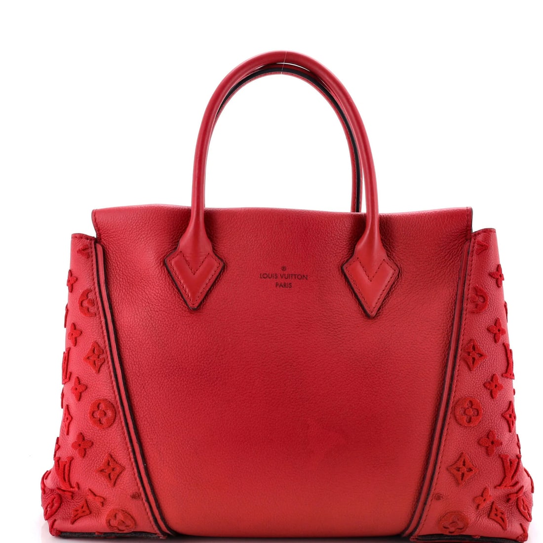 Louis Vuitton W Tote Veau Cachemire Calfskin PM: Louis Vuitton W Tote Veau Cachemire Calfskin PM Red Louis Vuitton W Tote Veau Cachemire Calfskin PM features a heavy corner wear, scuffs, cracking, edge wear, minor creases, and minor discoloration.