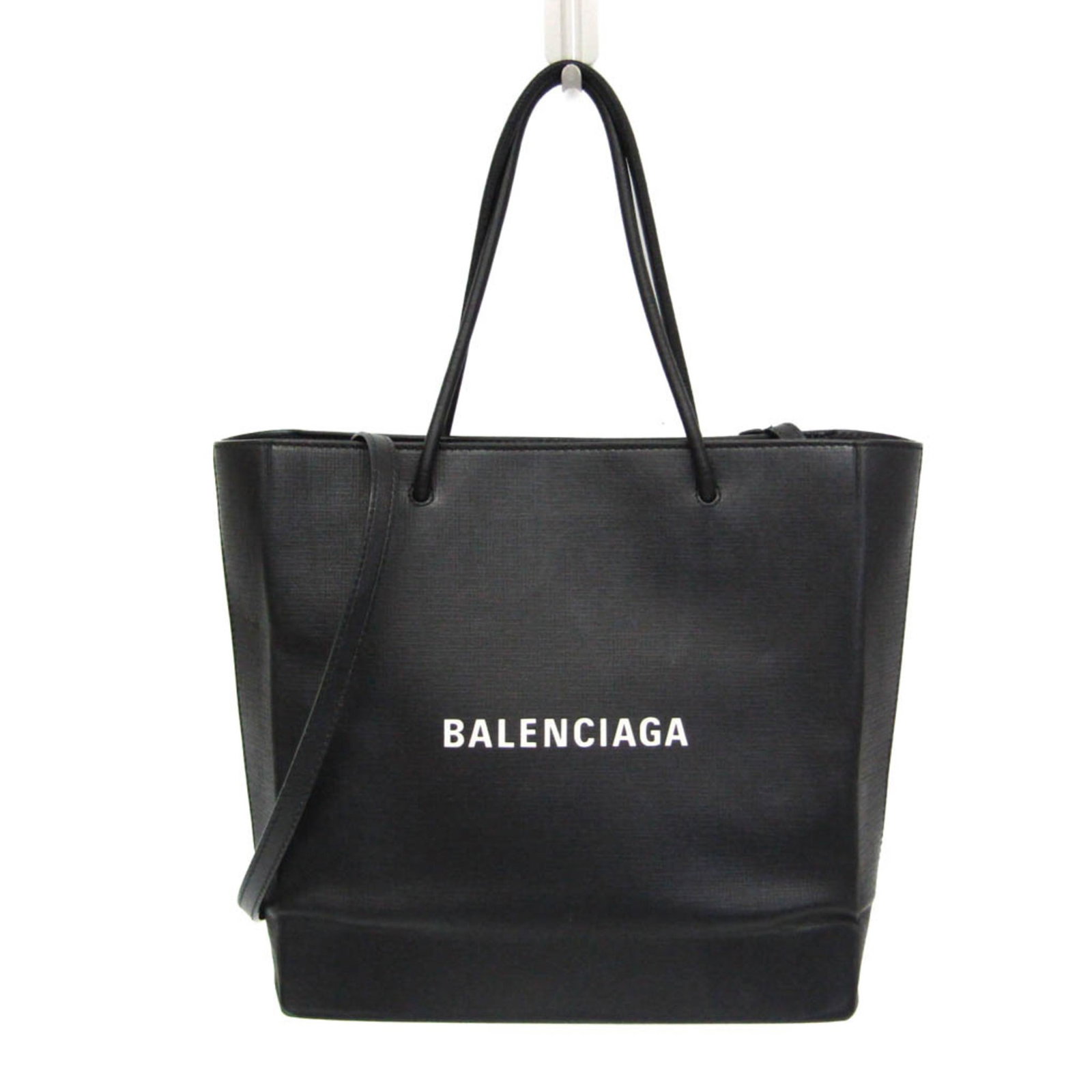 Balenciaga Shoulder Bag Tote Bag Leather: Balenciaga Shoulder Bag Tote Bag Leather The Balenciaga Shoulder Bag Tote Bag Leather is a sleek and stylish accessory, featuring a top width of 32cm and a spacious interior with a zipper pocket and