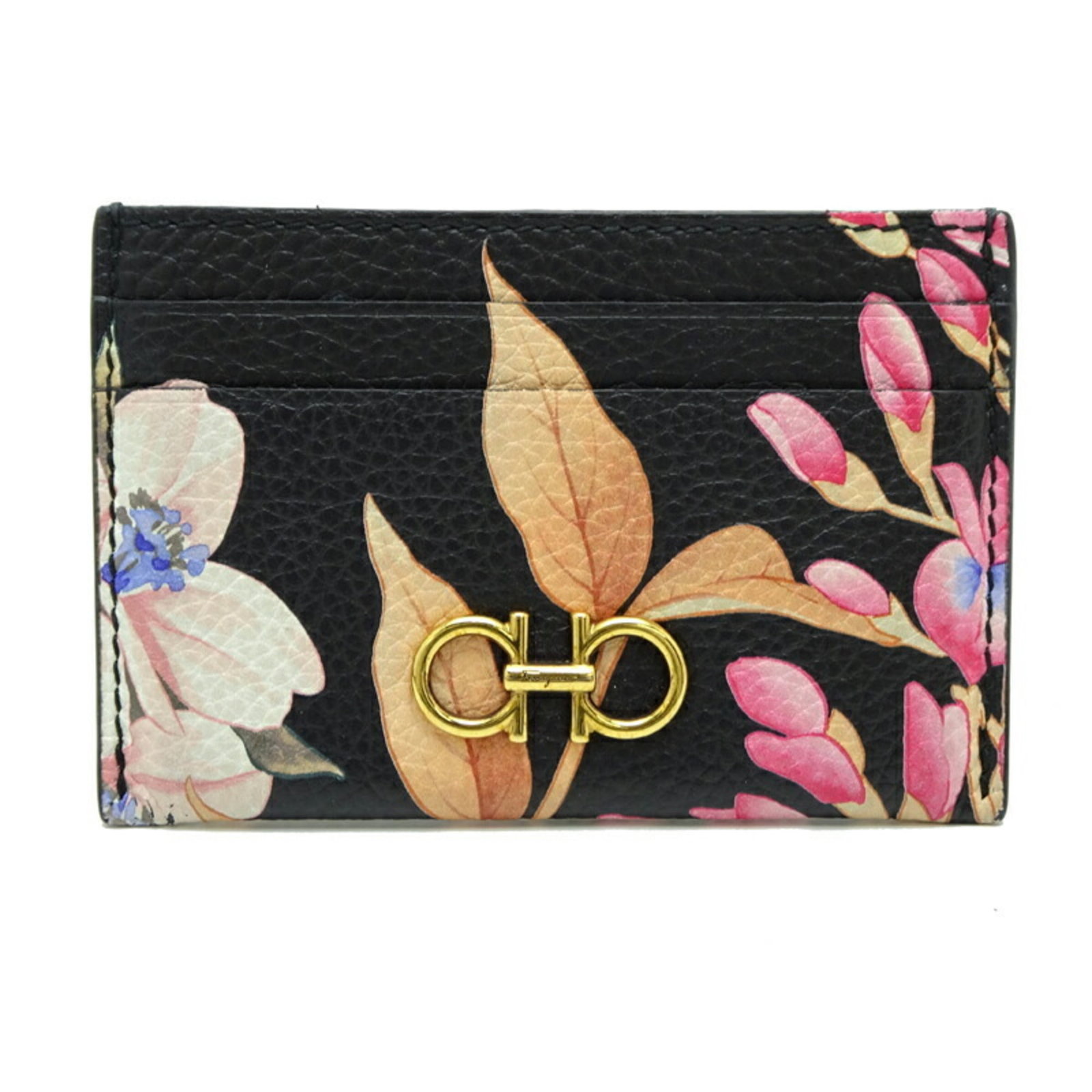 Salvatore Ferragamo Leather Card Case: Salvatore Ferragamo Leather Card Case Black leather card case with a classic design, made from high-quality leather and presented in a luxurious box. The compact size and sleek design make it a