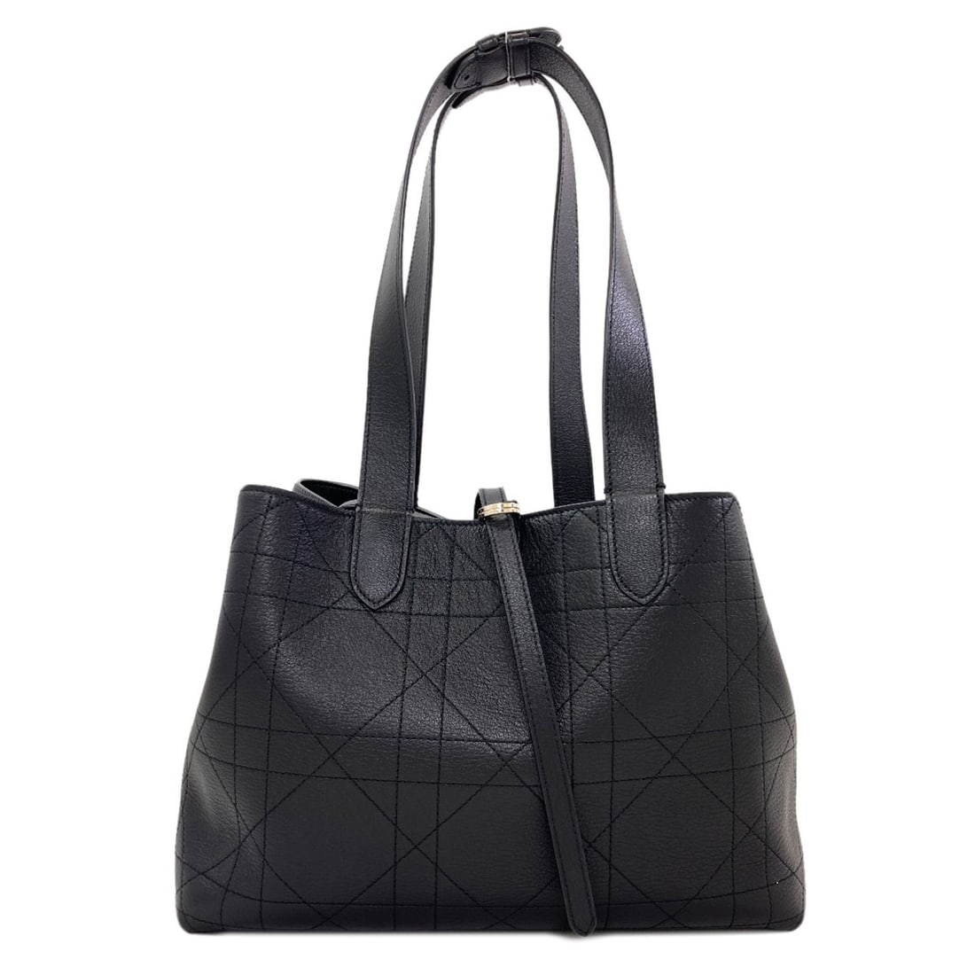 Handbag Calf To Joule Dior Christian: Handbag Calf To Joule Dior Christian Calf leather exterior gives this black Dior handbag a sleek, sophisticated look. The classic design features a timeless style that exudes elegance and refinement.