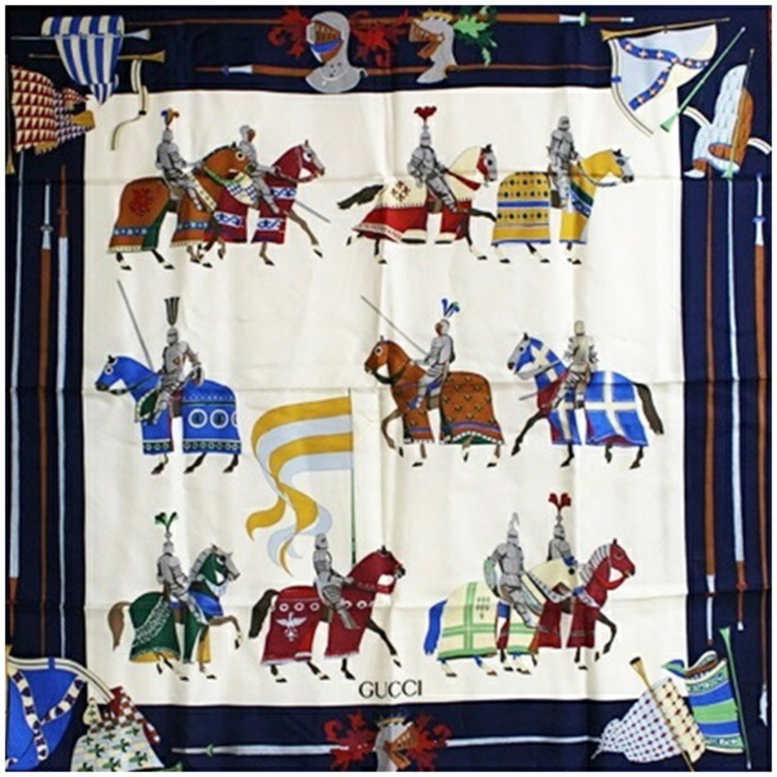 Scarf Gucci: Scarf Gucci Navy, Red, or White: This Gucci scarf boasts a striking color palette, adding a pop of personality to any outfit. Measuring 88cm x 86cm, it's a stylish accessory that can be easily draped 