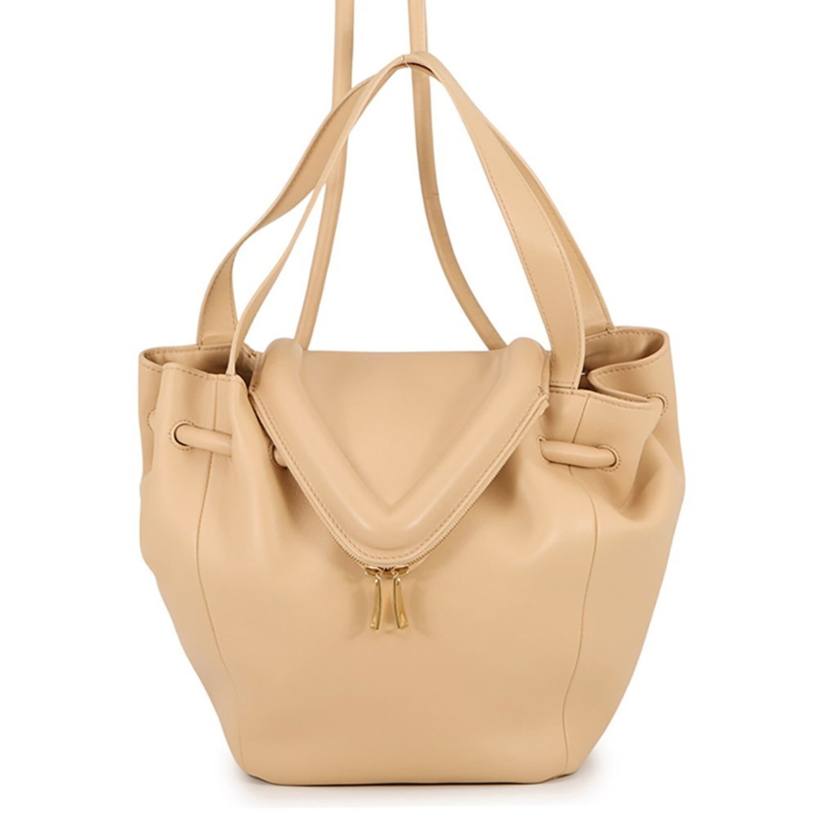 Veneta Leather Handbag Bag Shoulder: Veneta Leather Handbag Bag Shoulder Bottega Veneta's iconic leather shoulder bag boasts a rich brown color and elegant gold hardware, perfectly complementing the luxurious feel of high-quality