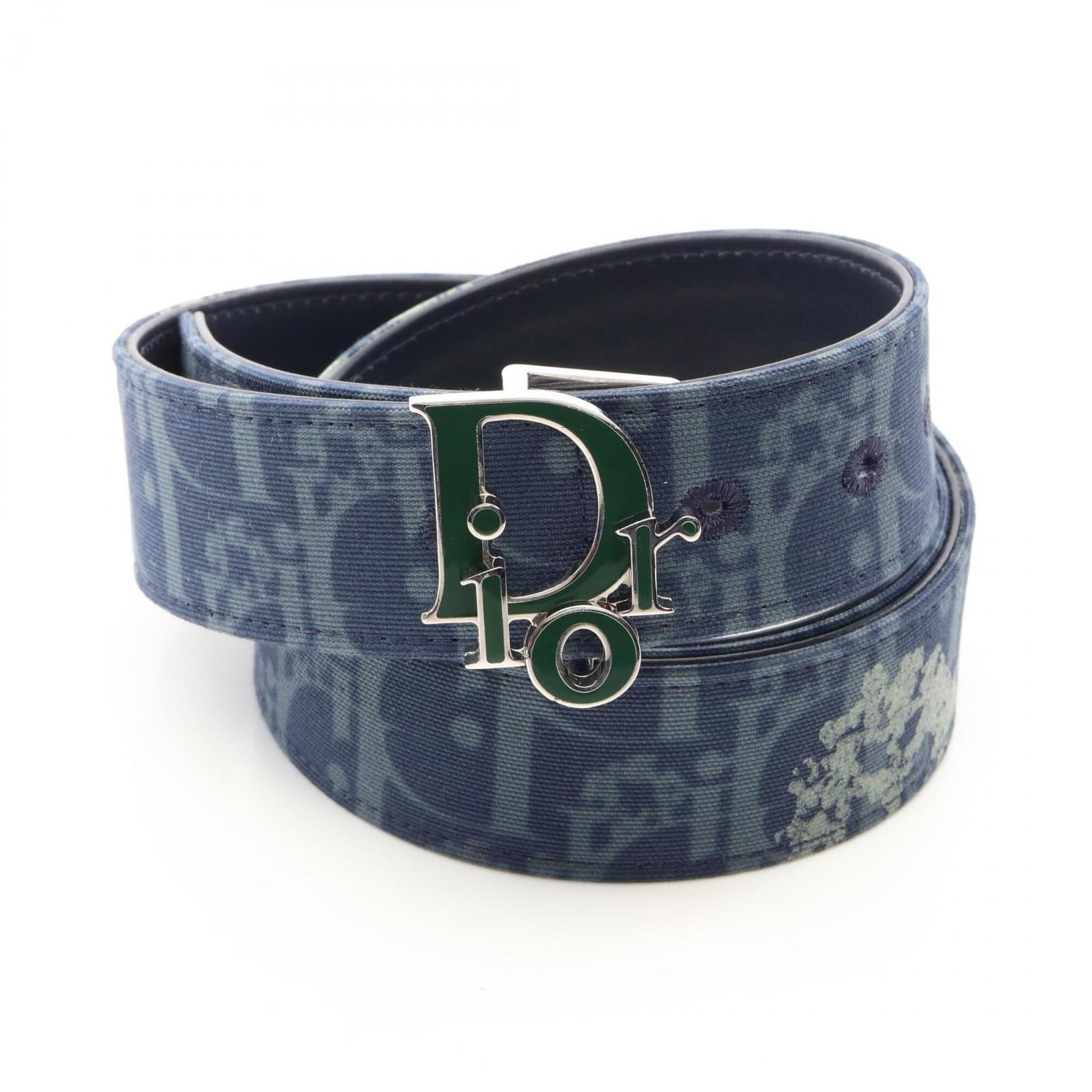 Standard Belt Dior Christian: Standard Belt Dior Christian Canvas belt from Christian Dior in a classic green and navy color combination, measuring 94.5cm in length. This standard belt features a timeless design that complements