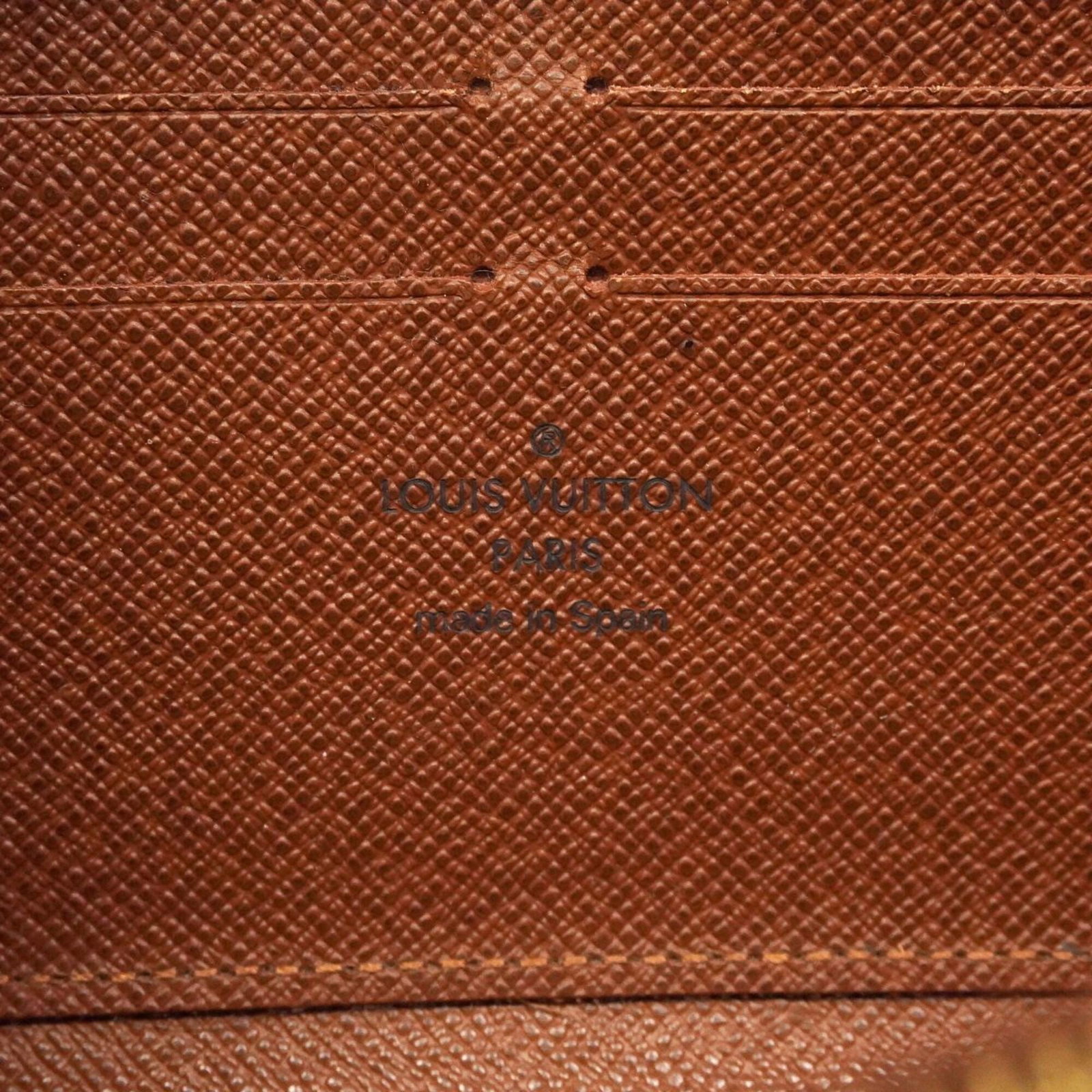 Long Wallet Louis Vuitton Bi Fold - 5