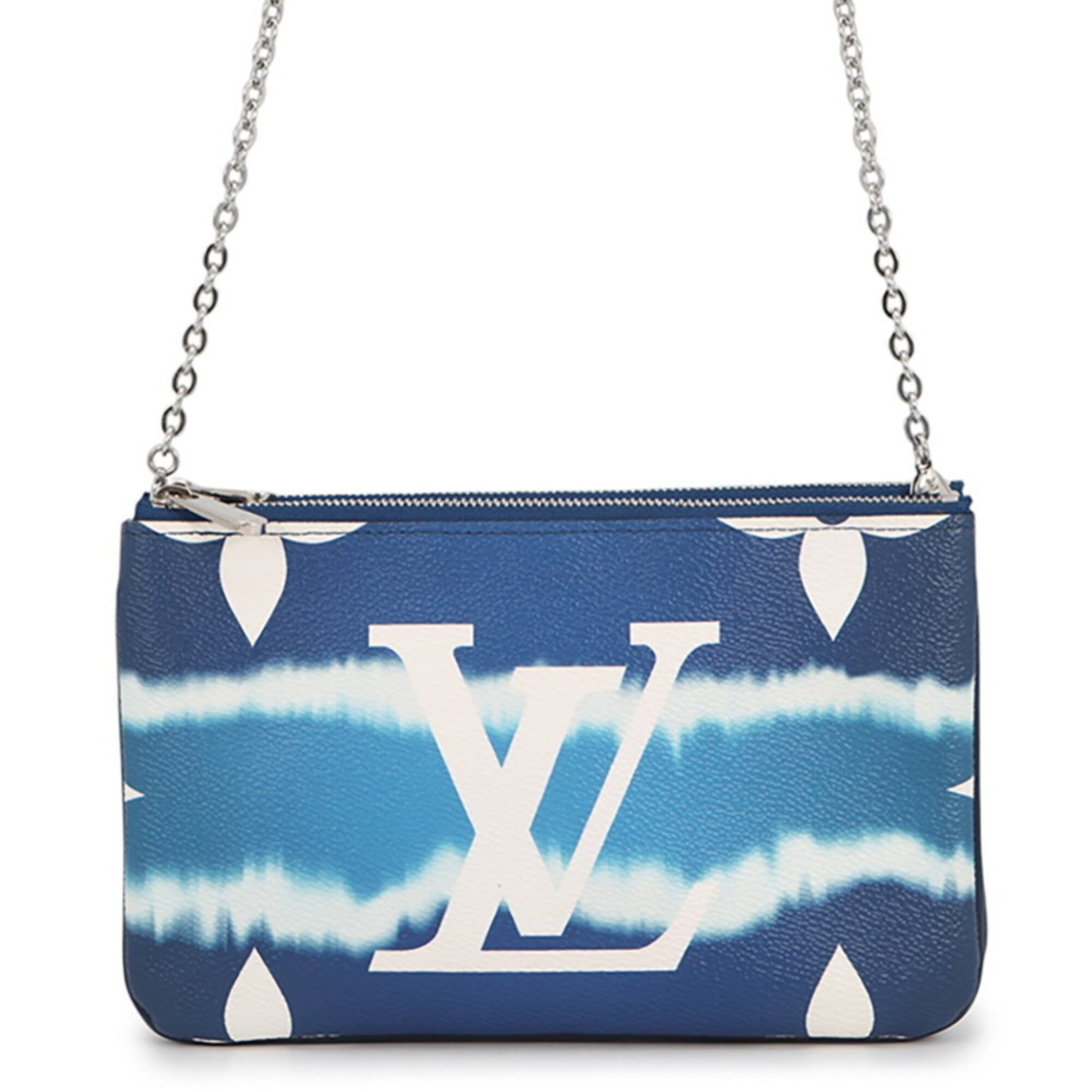 Shoulder Pochette Bag Louis Vuitton: Shoulder Pochette Bag Louis Vuitton Blue Louis Vuitton shoulder pochette bag with silver hardware, featuring a classic design and compact size. Made in France, this stylish bag measures 13cm x 21cm x