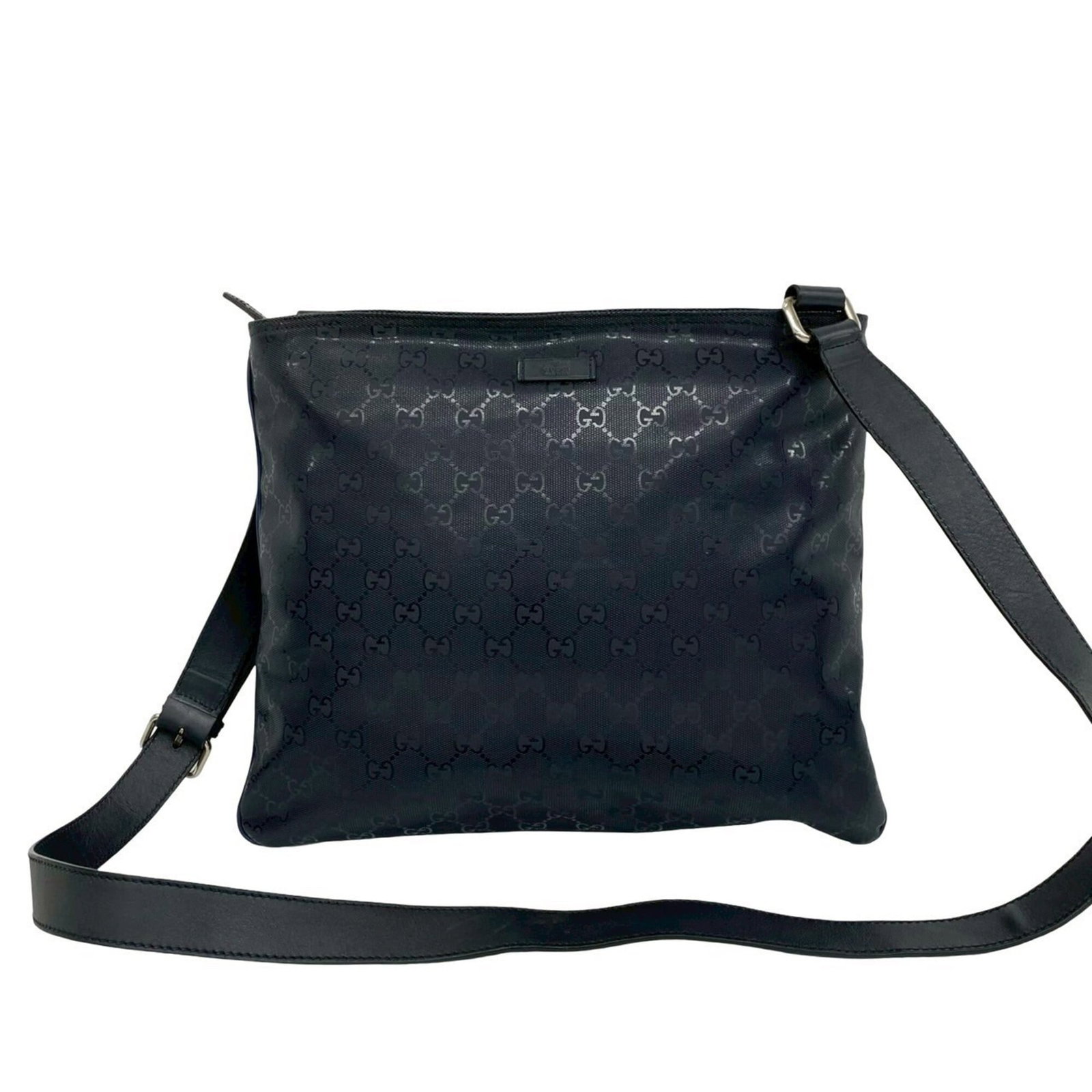 PVC Leather Gucci Bag Shoulder: PVC Leather Gucci Bag Shoulder PVC leather and genuine leather combine in this Gucci shoulder bag, offering a unique blend of materials. The navy color and 29.5cm x 35cm dimensions provide a