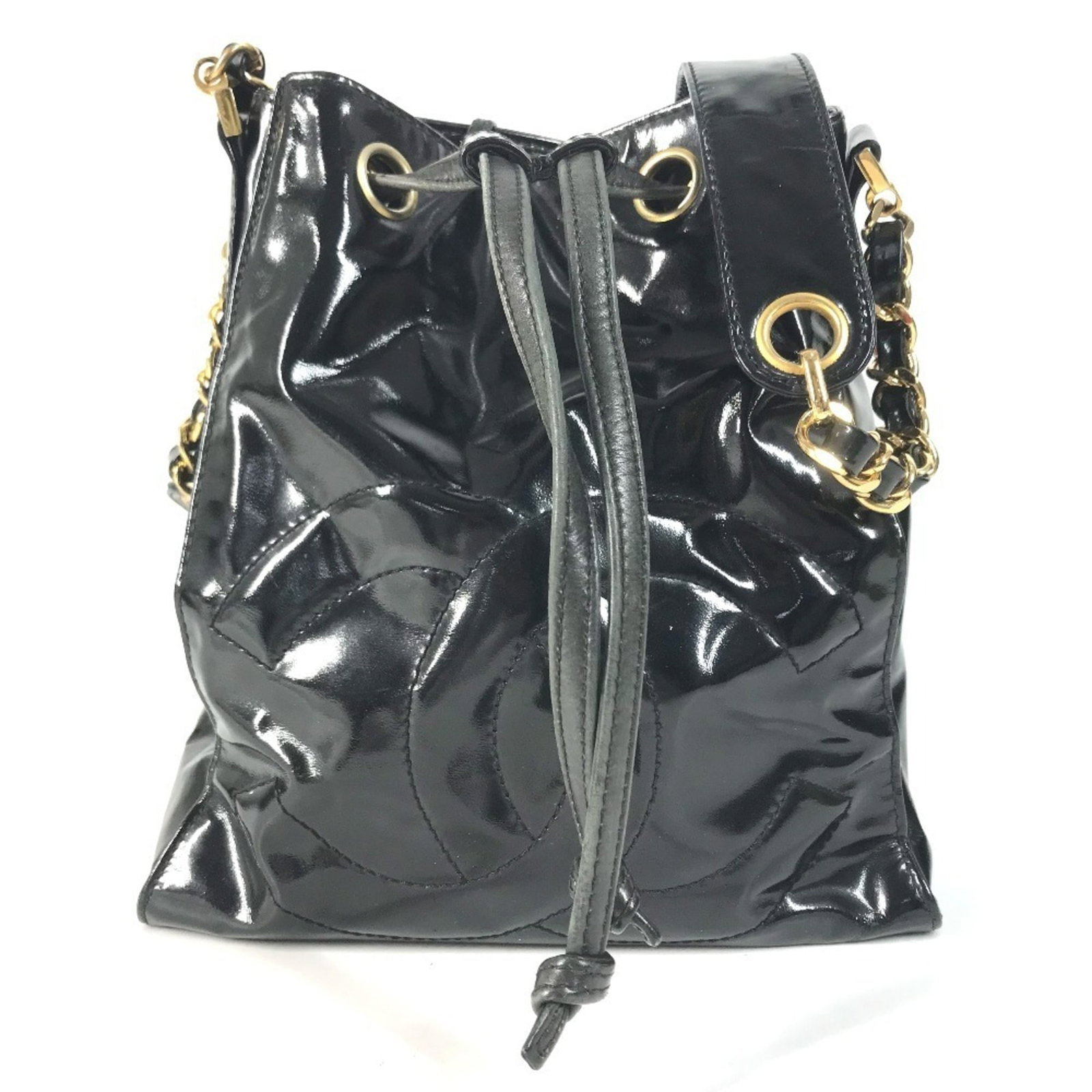 Chanel Handbag Pouch Shoulder Bag: Chanel Handbag Pouch Shoulder Bag Black Chanel Country of Origin: Italy Handbag Pouch Shoulder Bag with dimensions 22.5cm x 21cm x 16cm. This sleek and stylish shoulder bag features a classic design