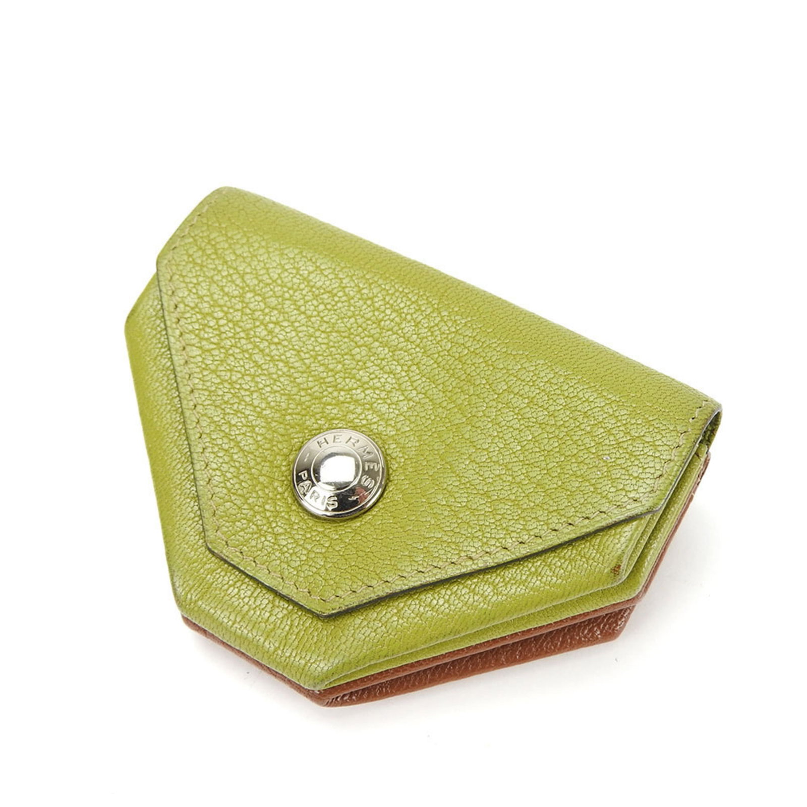 Hermes Coin Case Leather Purse Chevre: Hermes Coin Case Leather Purse Chevre The Hermes LE 24 Chevre Coin Case Leather Purse is a beautifully crafted accessory made from high-quality chevre leather. Its compact size and elegant design
