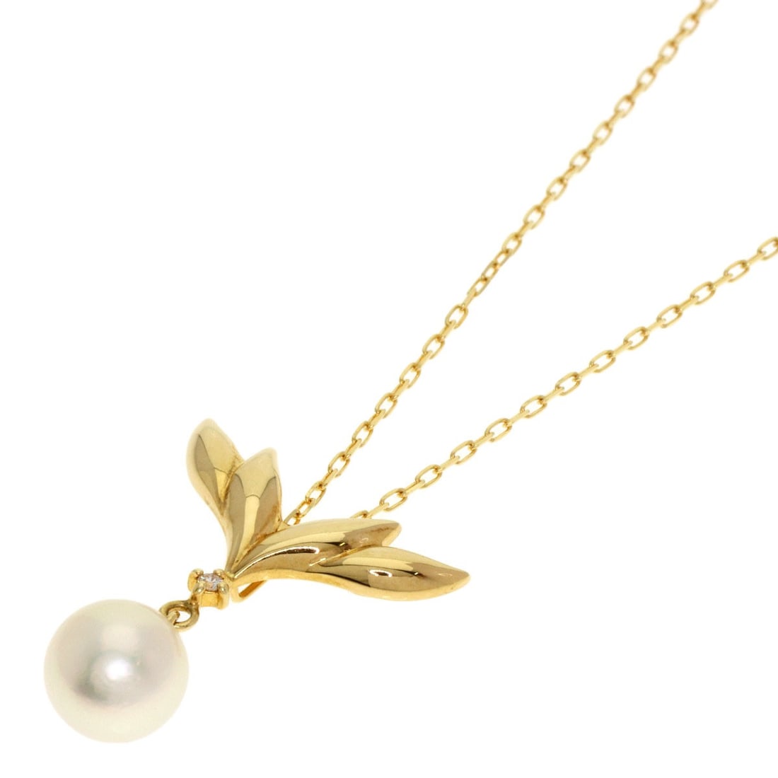 Diamond Necklace Mikimoto Pearl 1P Yellow Gold: Diamond Necklace Mikimoto Pearl 1P Yellow Gold K18 Yellow Gold necklace features a Mikimoto pearl, a high-quality pearl type, set in a beautiful 15.7-inch long chain. The necklace bears a signature