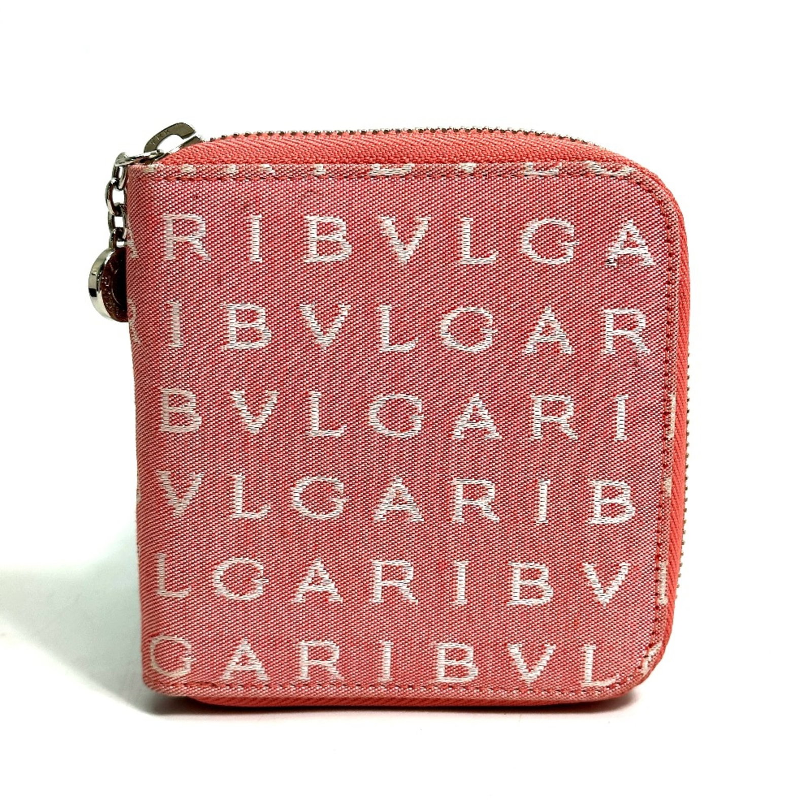 Bi fold Cloth Wallet: Bi fold Cloth Wallet Pink Bvlgari bi-fold cloth wallet with a compact design, measuring 10cm x 10.5cm. This stylish wallet features a soft pink color and a classic bi-fold structure, making it a