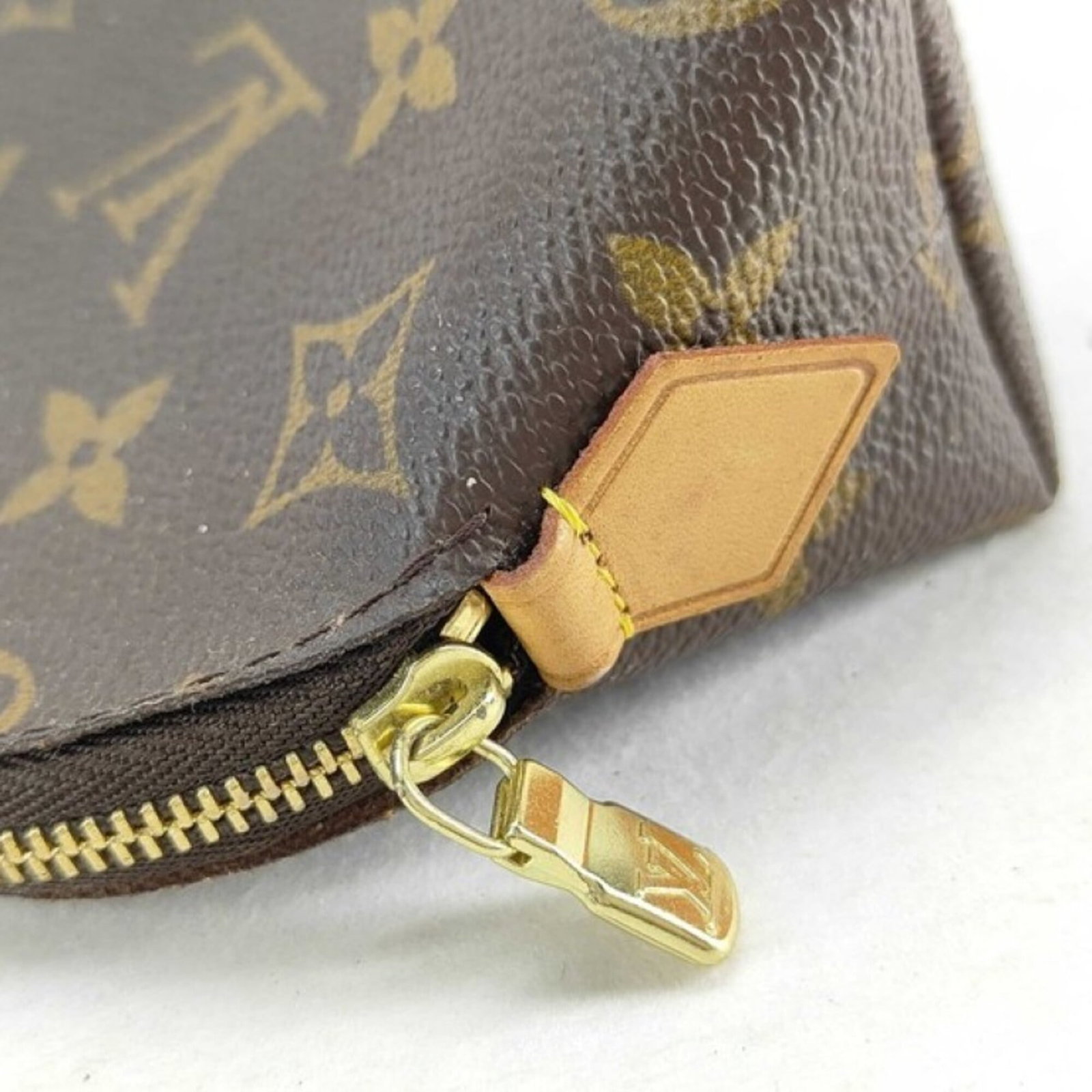Monogram Pouch Louis Vuitton - 5