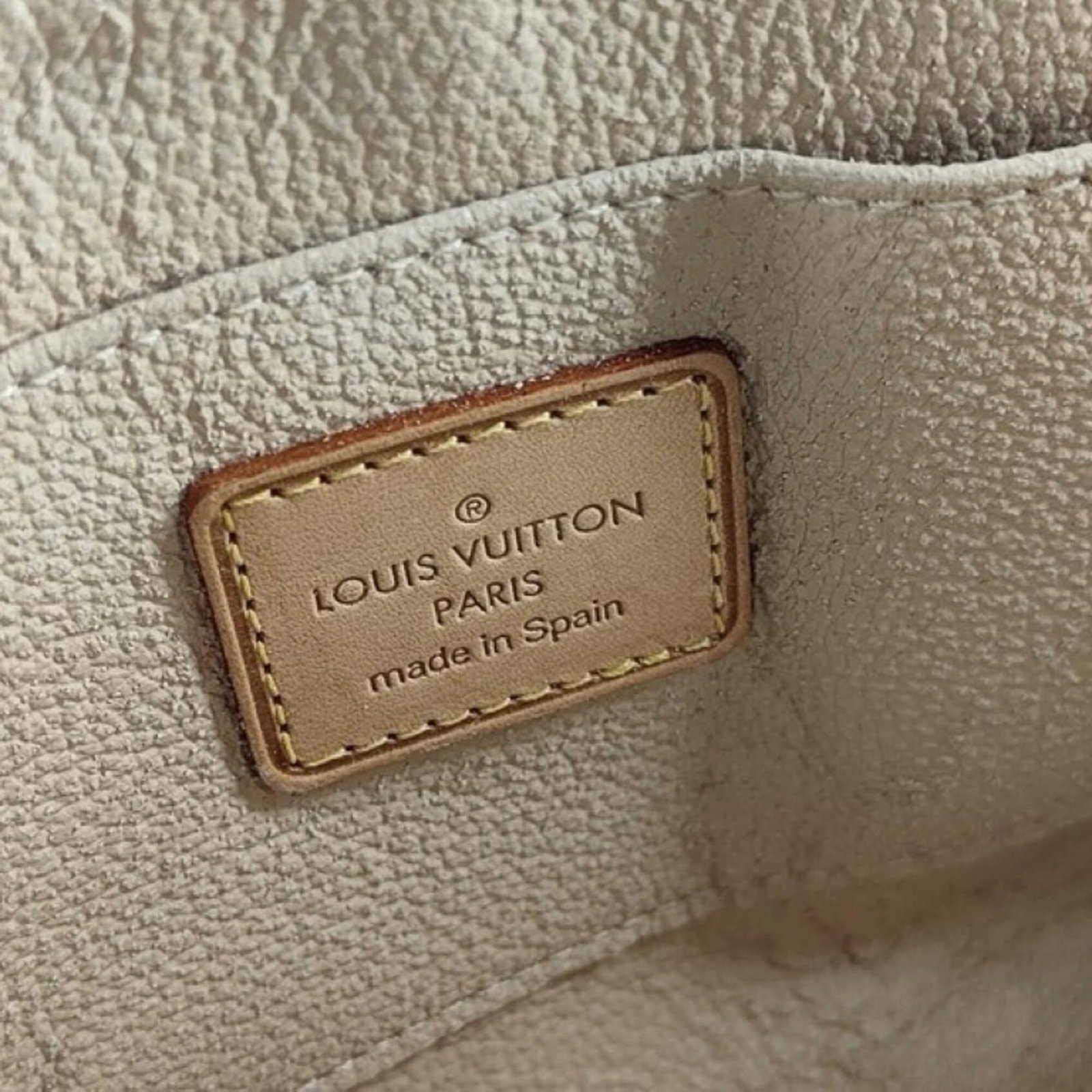 Monogram Pouch Louis Vuitton - 7