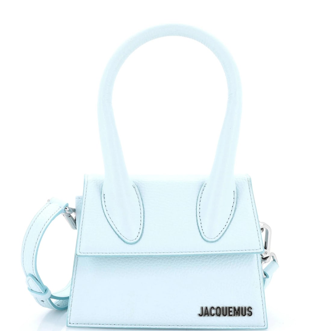 Jacquemus Le Grand Chiquito Bag Leather Large: Jacquemus Le Grand Chiquito Bag Leather Large The Jacquemus Le Grand Chiquito Bag Leather Large is a stunning blue leather tote with a classic top handle design. Measuring 7" tall and 8" wide, this sp