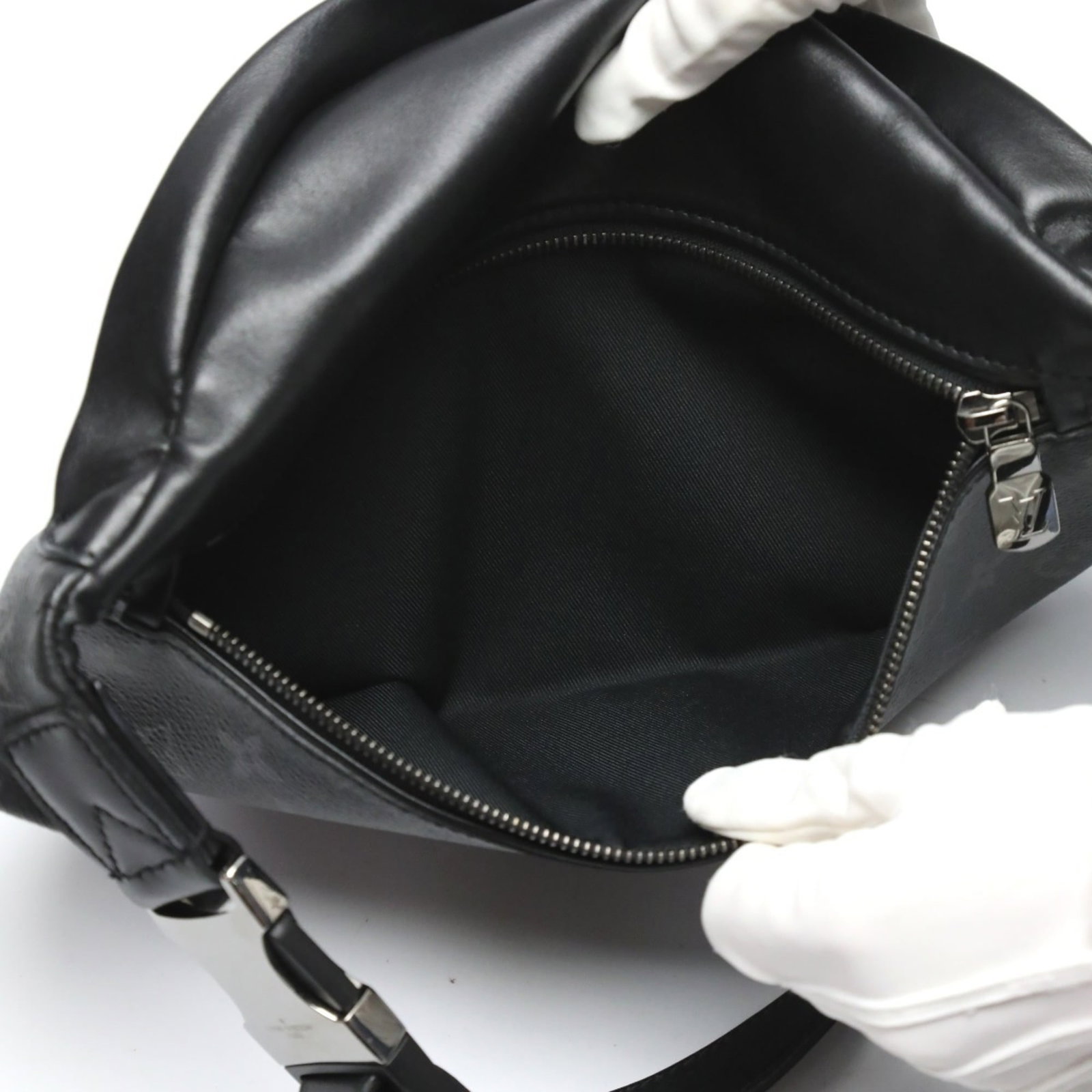 Bag sling monogram Vuitton Louis - 11