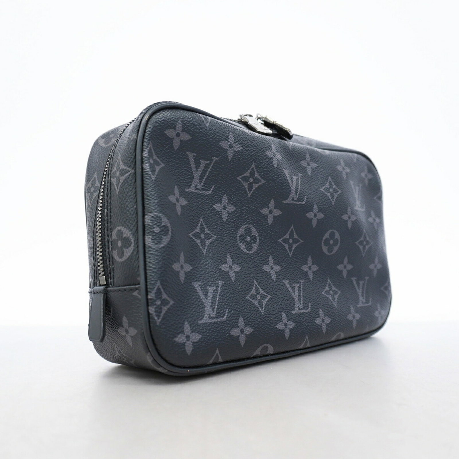 Louis Vuitton Pouch - 2