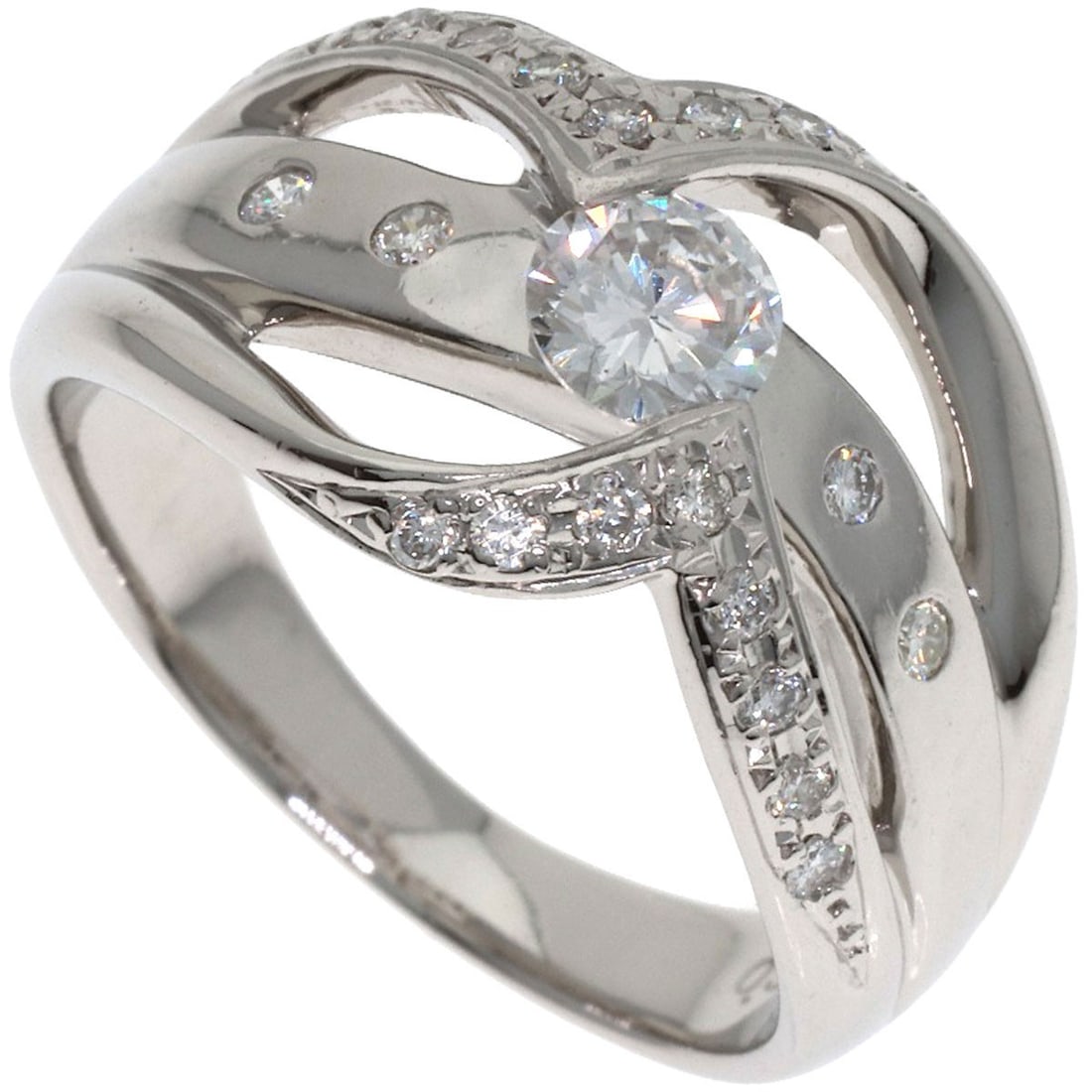 0.347Ct Diamond Ring Platinum Pt900 9.8G: 0.347Ct Diamond Ring Platinum Pt900 9.8G Platinum Pt900 9.8G ring features a 0.347ct diamond, showcasing its sparkling presence. The ring's silver metal exterior adds a touch of elegance, while the pl