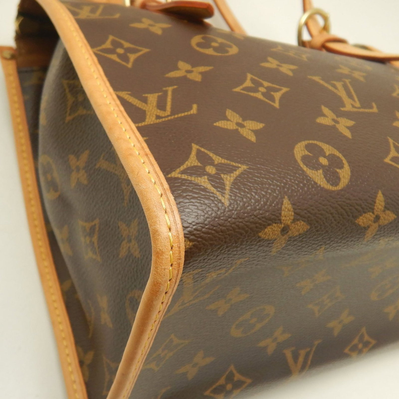 Louis Vuitton Monogram Tote - 13