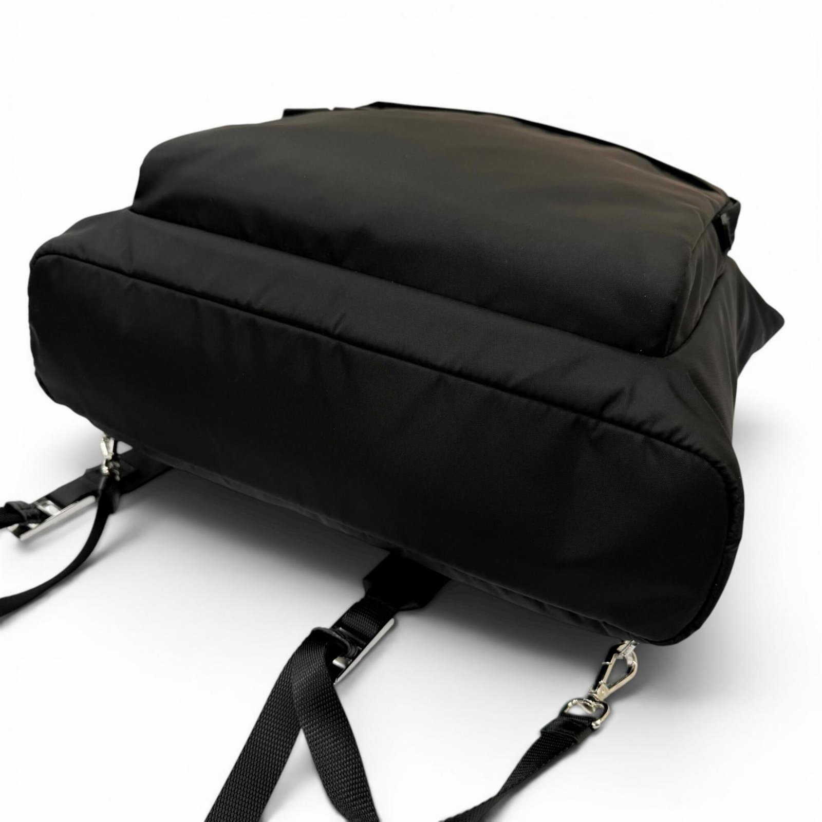 Leather Polyamide Tote Bag Prada - 7